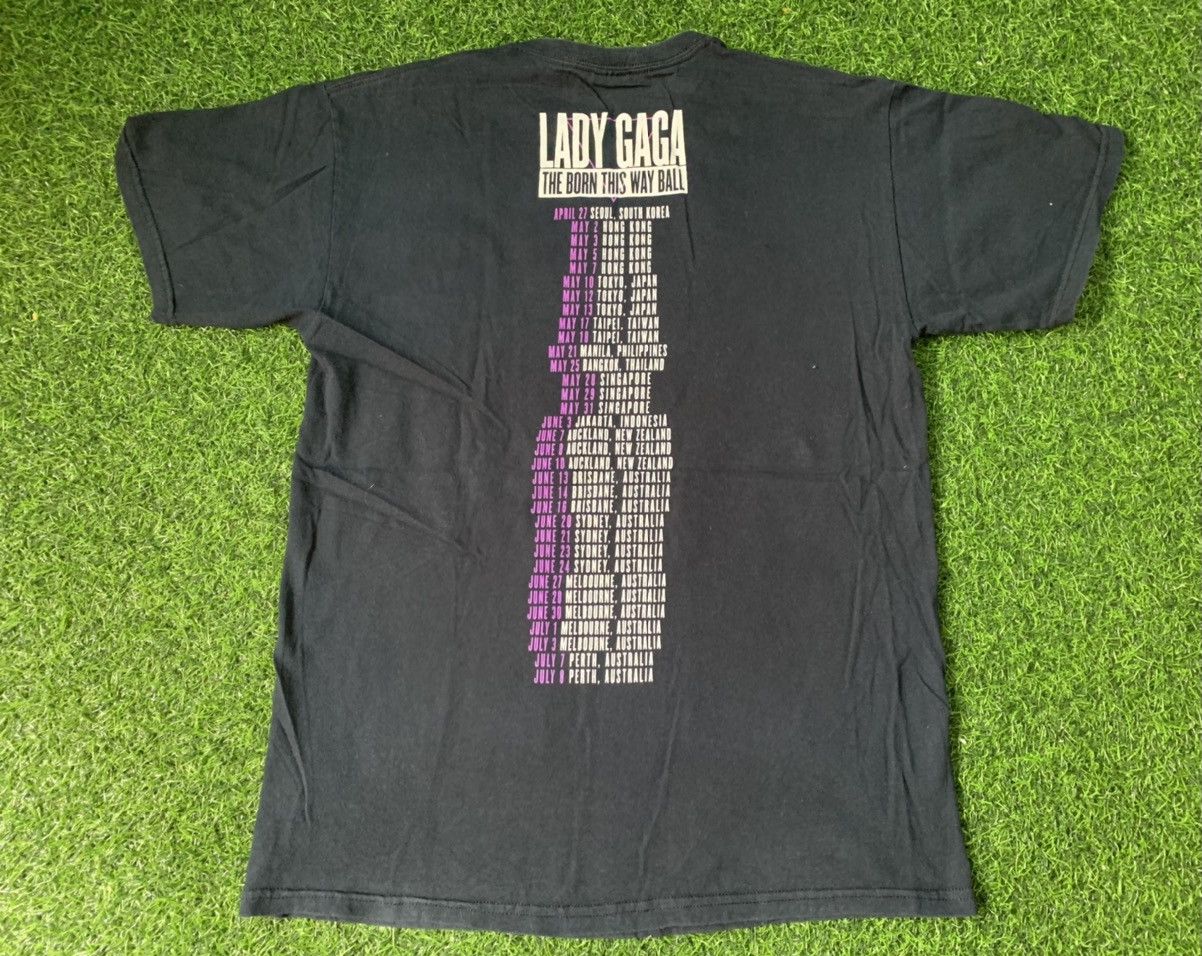 Band Tees Y2K Lady Gaga Tour Tee Artist Singer Hollywood Size US M / EU 48-50 / 2 - 6 Thumbnail