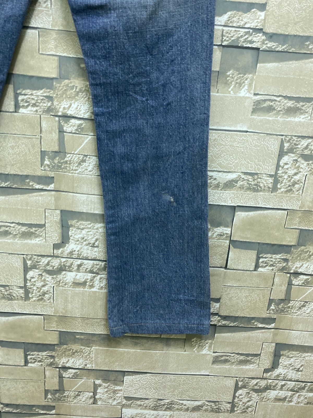 True Religion TRUE RELIGION Jeans Ripped Distressed Low Rise Denim Size US 28 / EU 44 - 14 Thumbnail