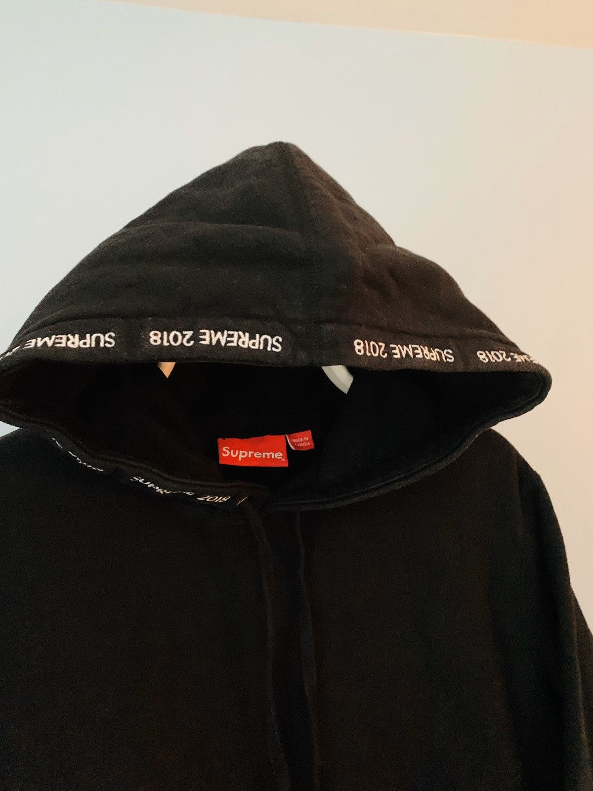 Supreme 2018 Supreme Channel Sweatshirt Hoodie Black Medium Size US M / EU 48-50 / 2 - 3 Thumbnail
