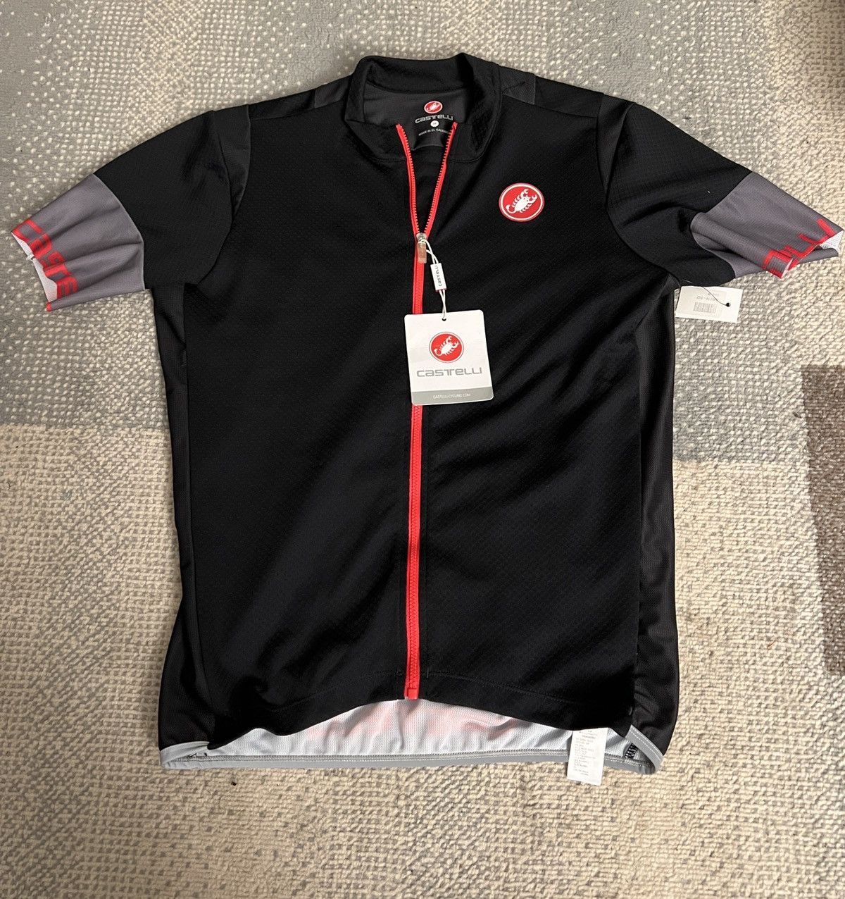 Other Brand new CASTELLI ENTRANTA 2 CYCLING JERSEY Black size m Size US M / EU 48-50 / 2 - 1 Thumbnail
