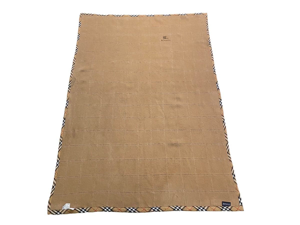 AUTHENTIC VINTAGE BURBERRYS WOOL BLANKET
