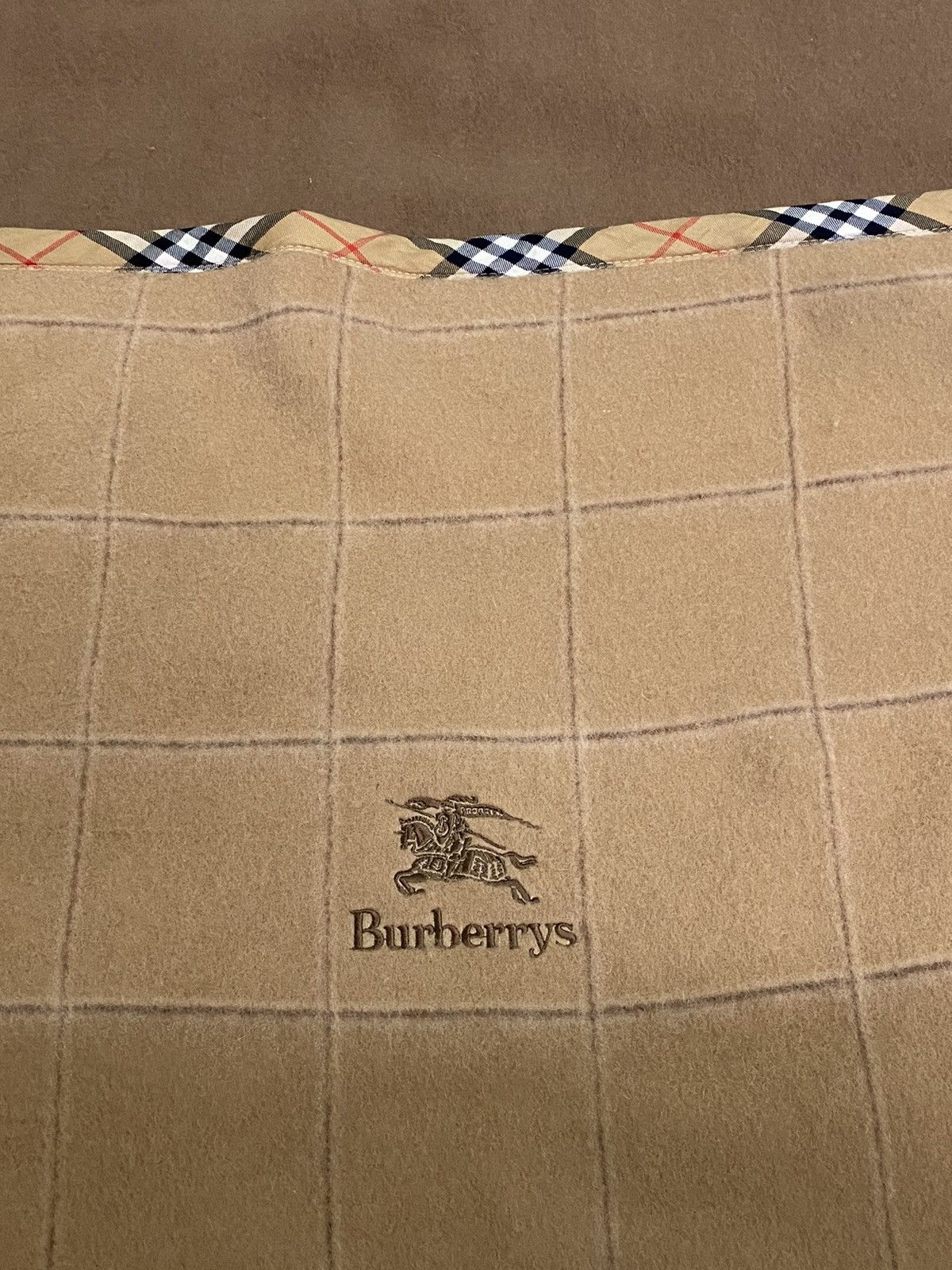 AUTHENTIC VINTAGE BURBERRYS WOOL BLANKET