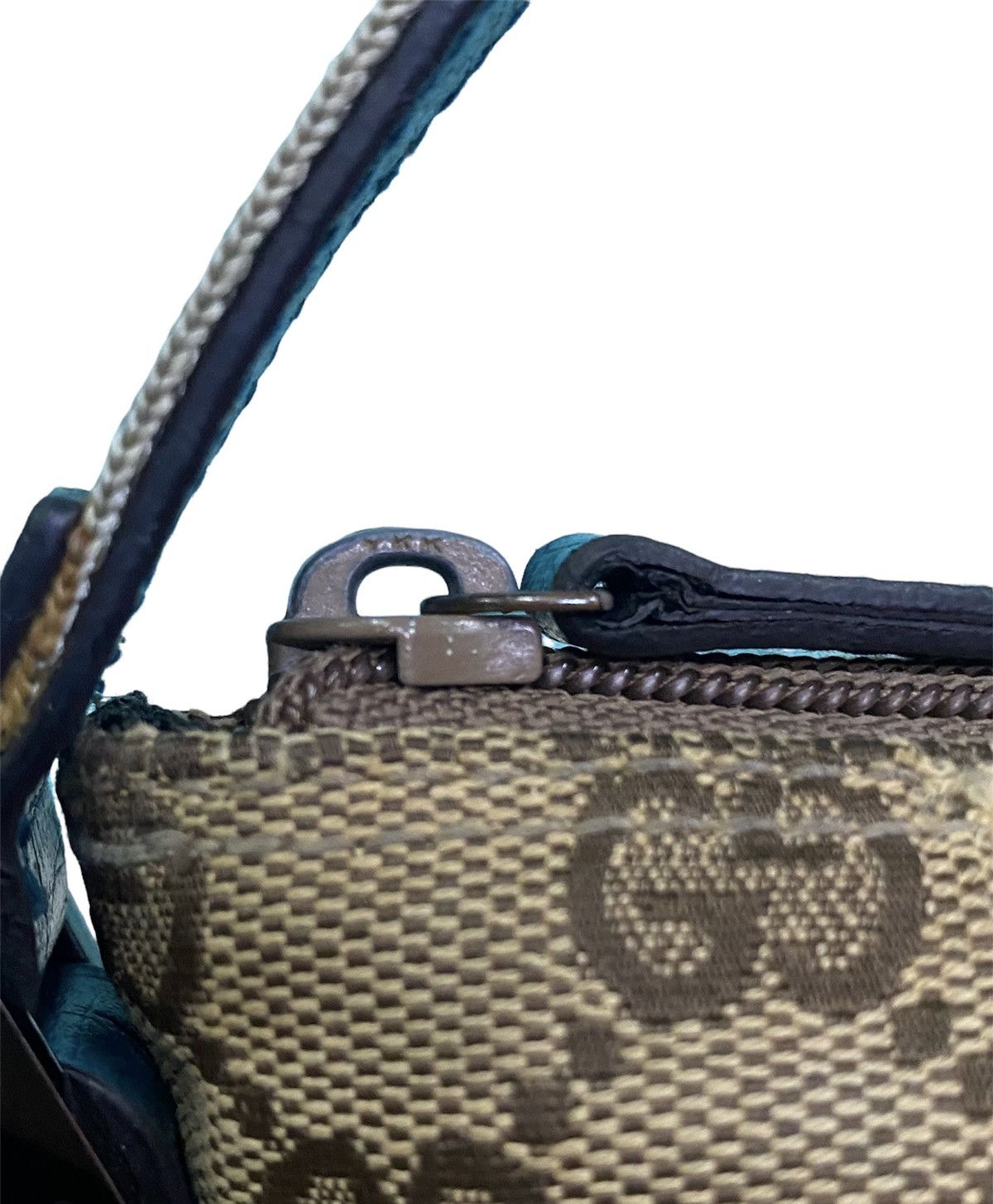Vintage DELETE ANYTIME AUTHENTIC VINTAGE GUCCI MONOGRAM POCHETTE BAG Size ONE SIZE - 9 Thumbnail