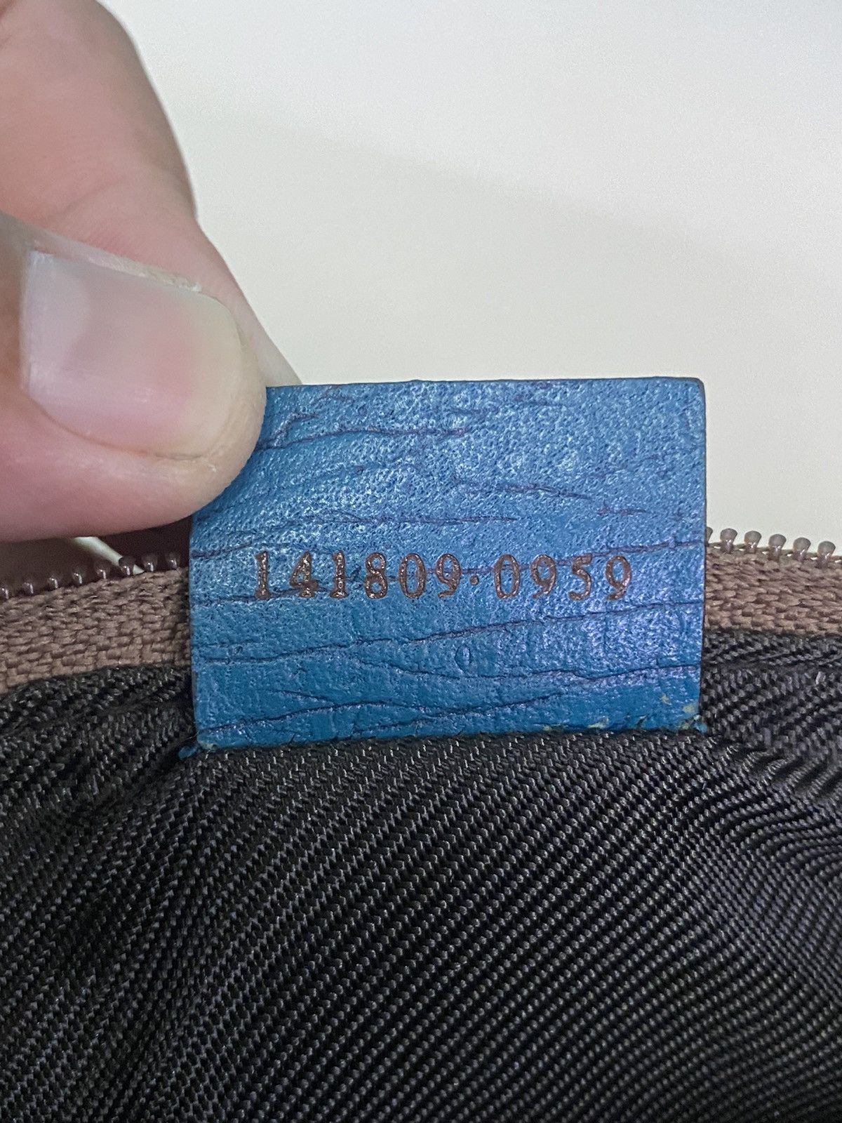 Vintage DELETE ANYTIME AUTHENTIC VINTAGE GUCCI MONOGRAM POCHETTE BAG Size ONE SIZE - 17 Thumbnail