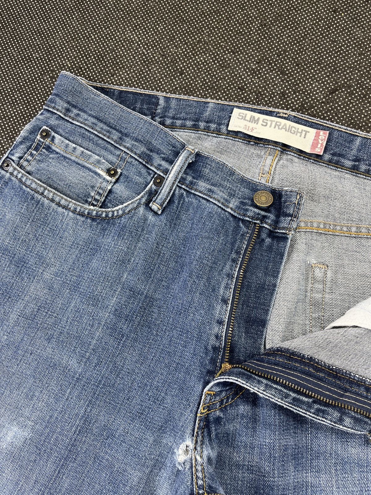 Levi's Vintage Levis 514 Sun Faded Jeans - J411 Size US 36 / EU 52 - 8 Thumbnail