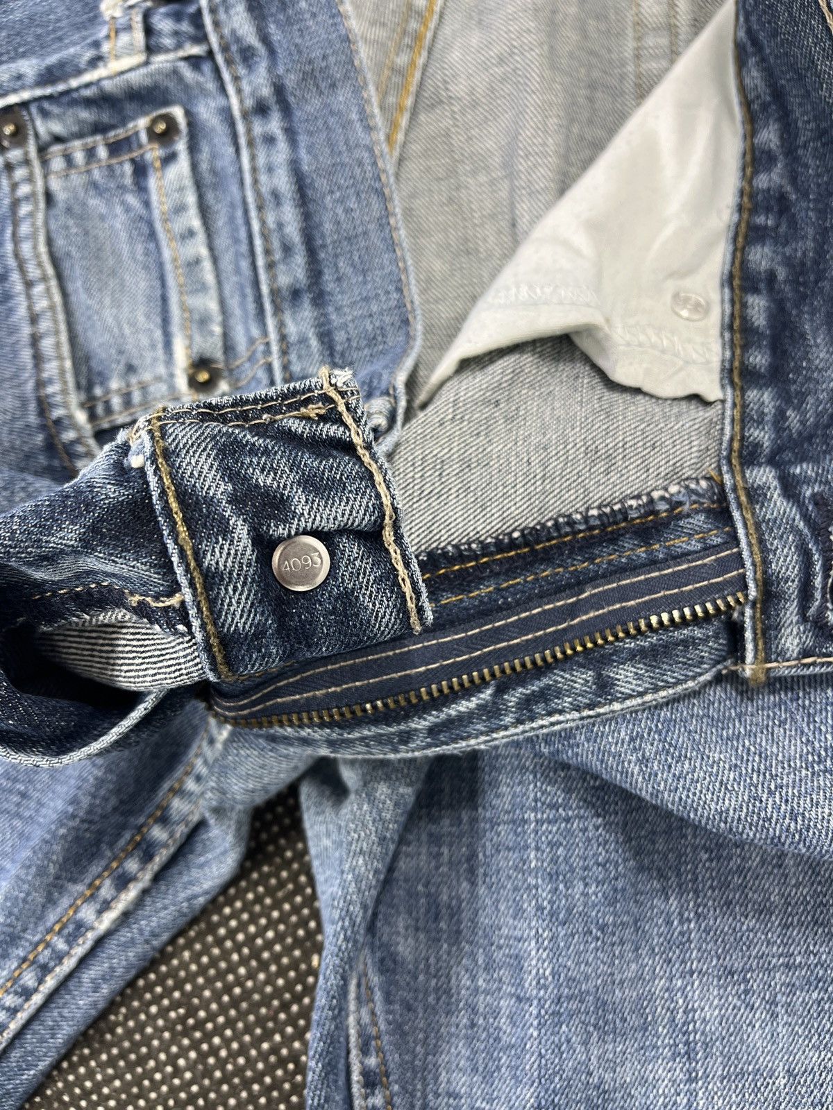 Levi's Vintage Levis 514 Sun Faded Jeans - J411 Size US 36 / EU 52 - 9 Thumbnail