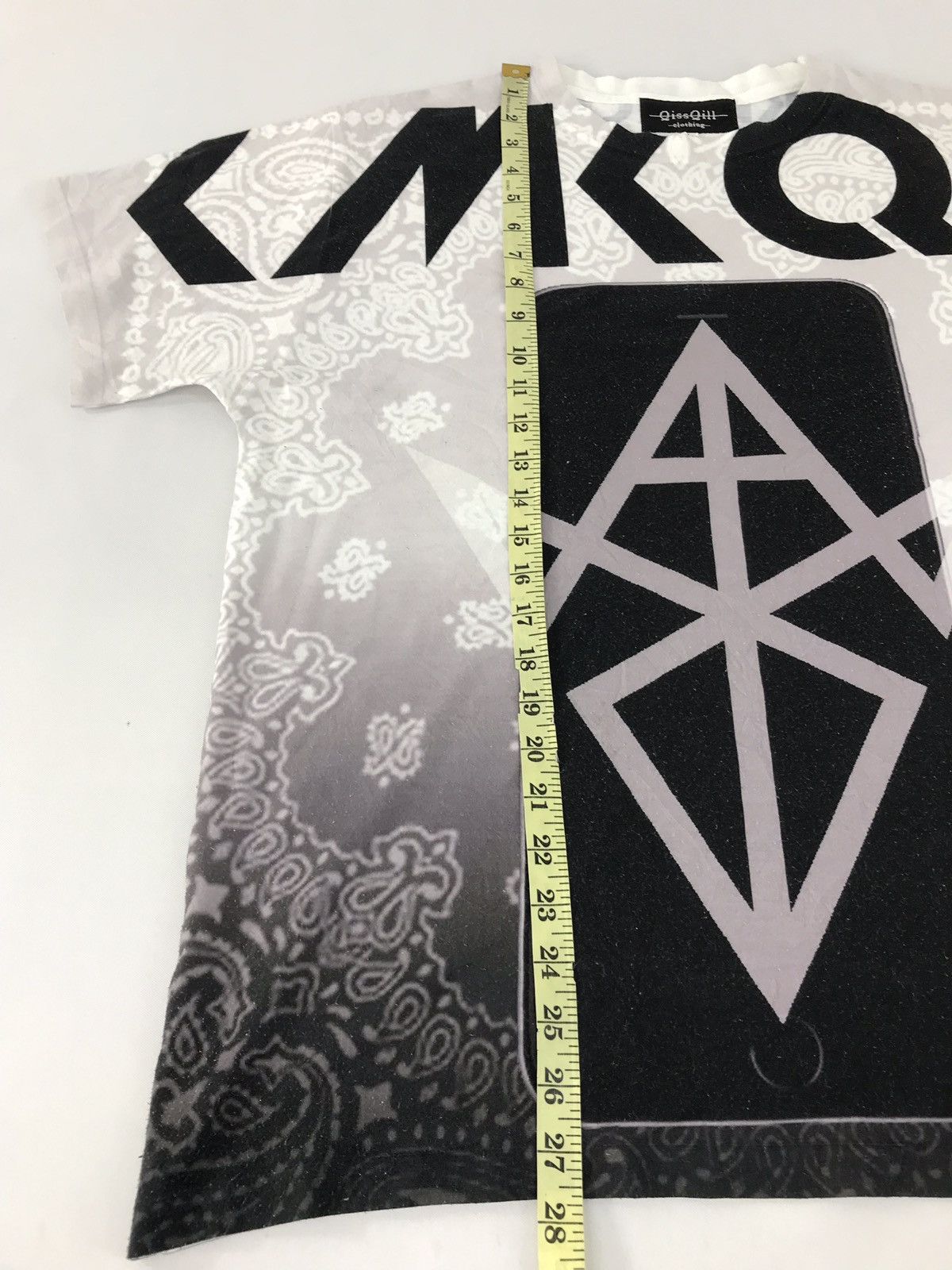 Japanese Brand Qiss Qill Clothing Paisley Art Full Print Tee Size US L / EU 52-54 / 3 - 7 Thumbnail