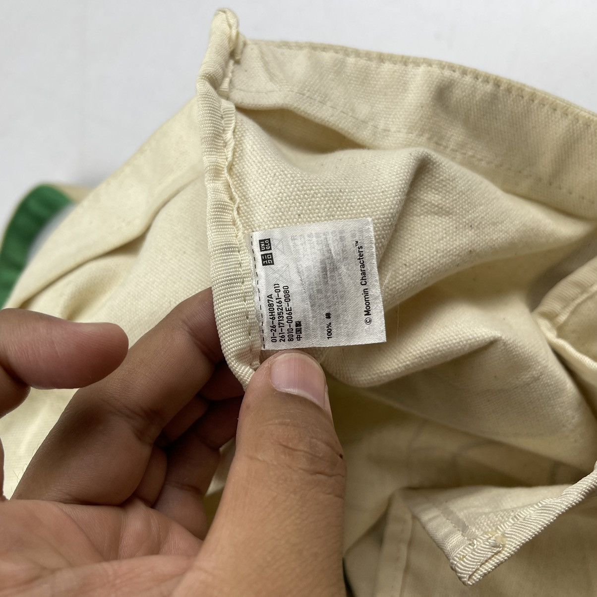 uniqlo x moomin tote bag t4