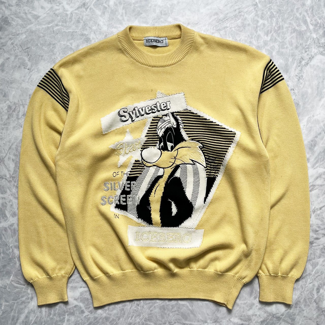 90s iceberg bugs bunny oversized sweater