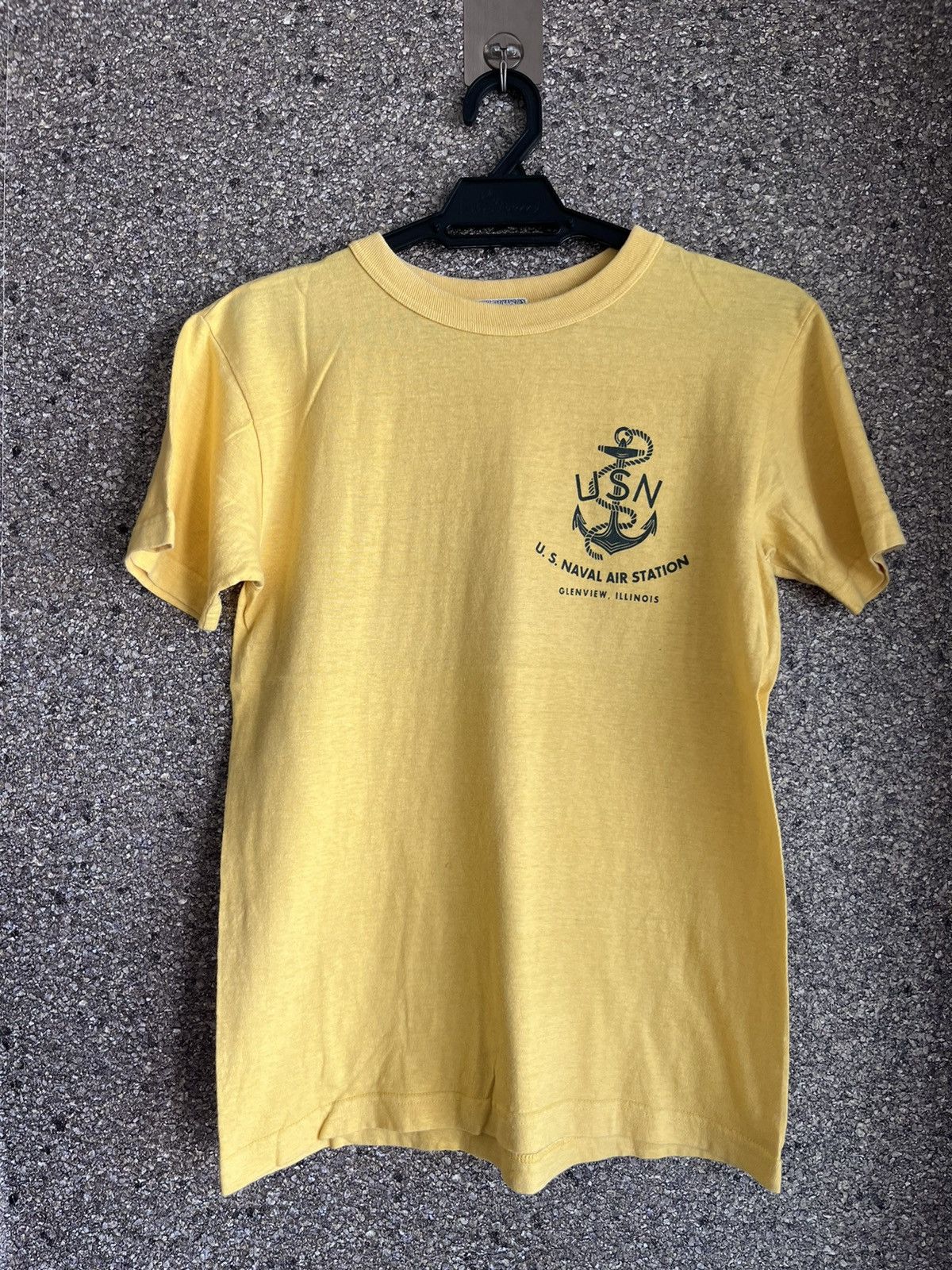 Image of Vintage Usn Ft38 in Yellow, Men's (Size XS)