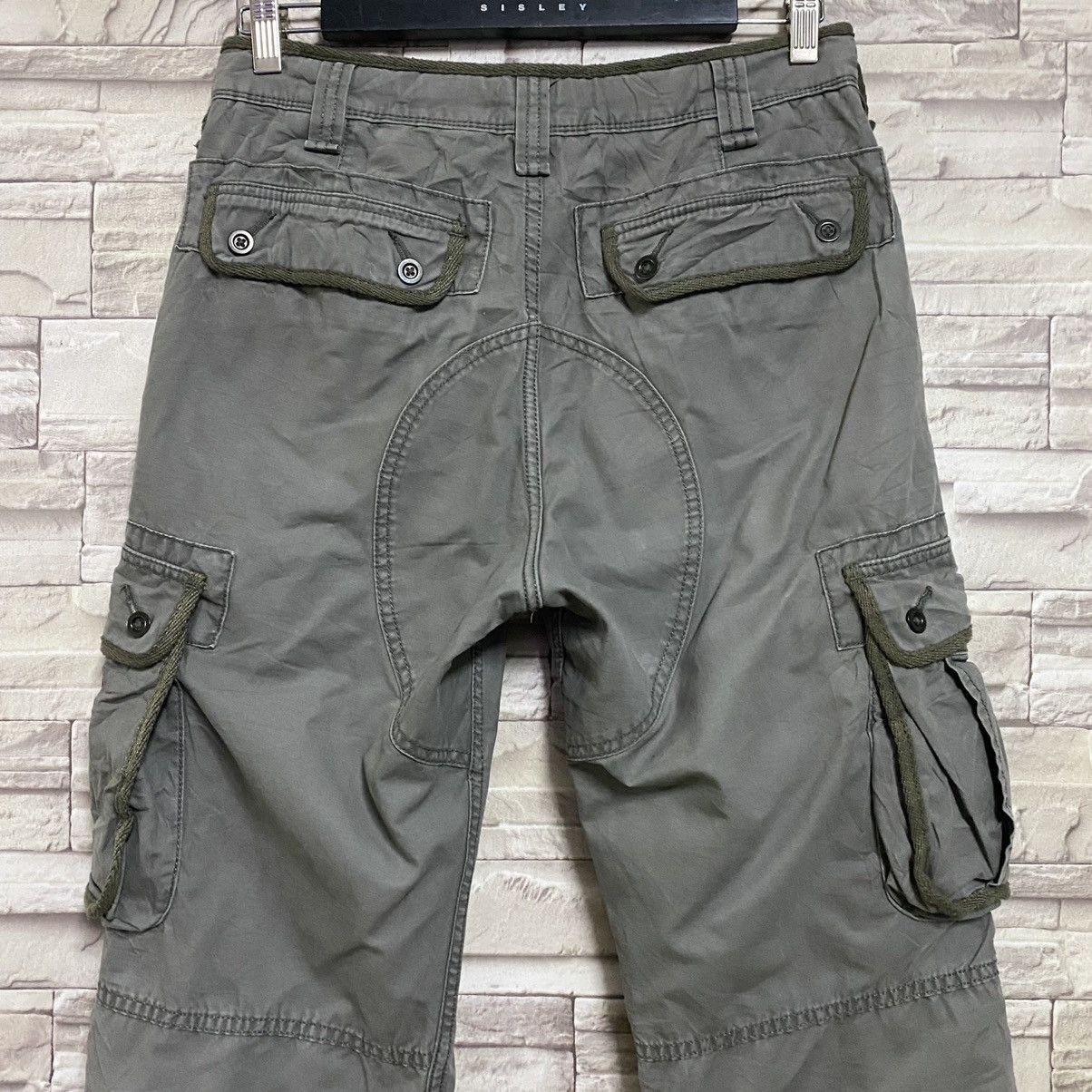 Japanese Brand Uniqlo Pocket Cargo Pants