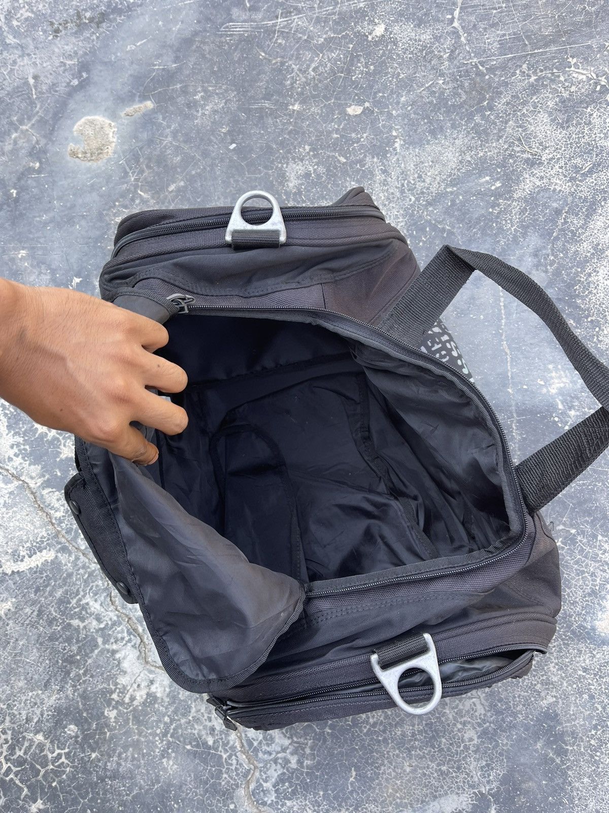 Oakley Vintage Oakley Tactical Field Gear travel bag Size ONE SIZE - 19 Thumbnail
