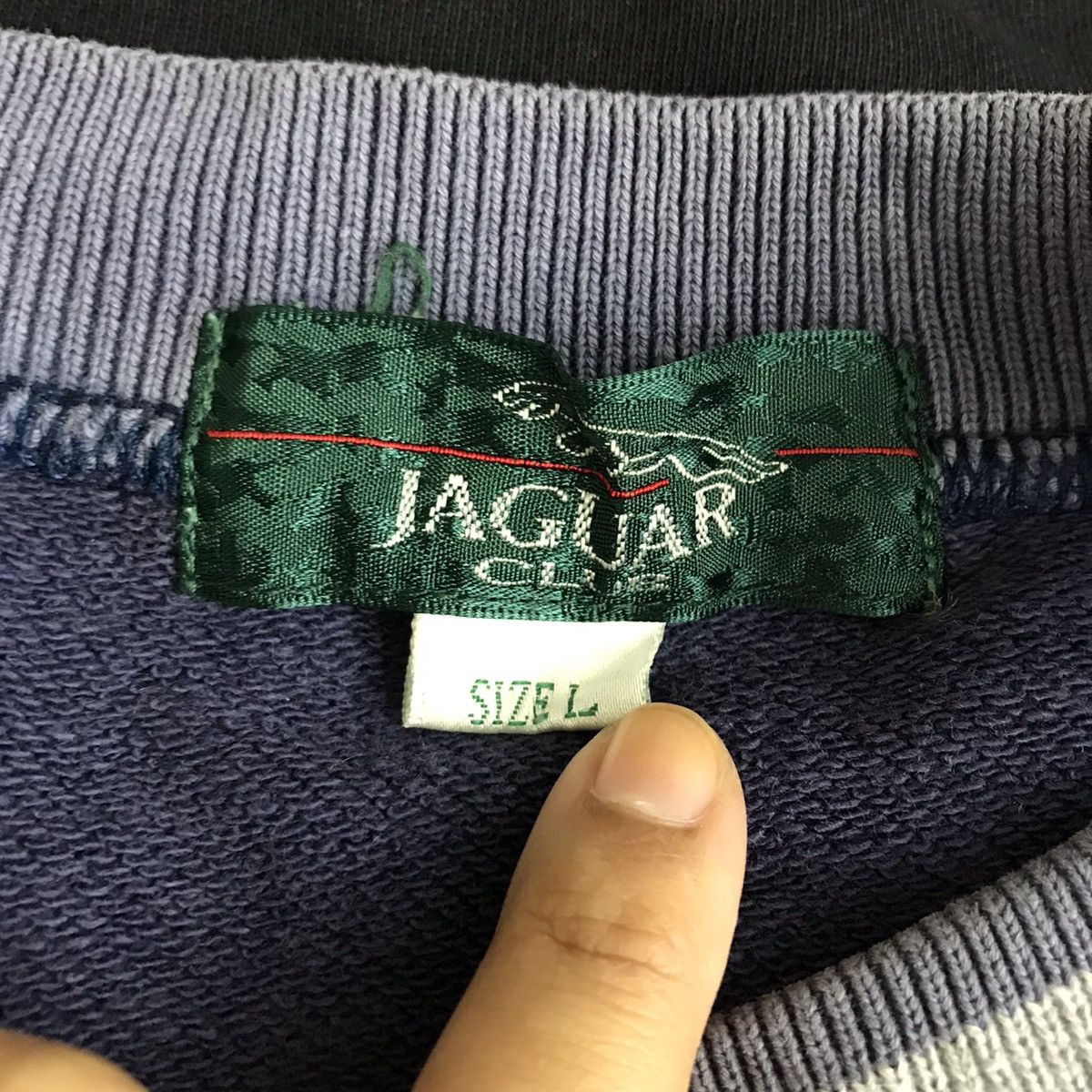 Vintage JAGUAR CLUB Embroidered Logo Blue Sweatshirt Size US L / EU 52-54 / 3 - 4 Thumbnail