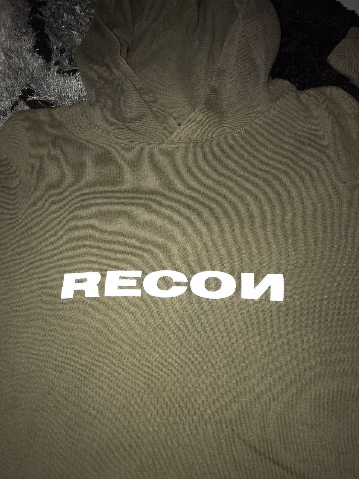 Recon × Vintage OG Recon ( Futura 2000 & stash) Reflective Recon Logo hoodie Size US M / EU 48-50 / 2 - 3 Thumbnail