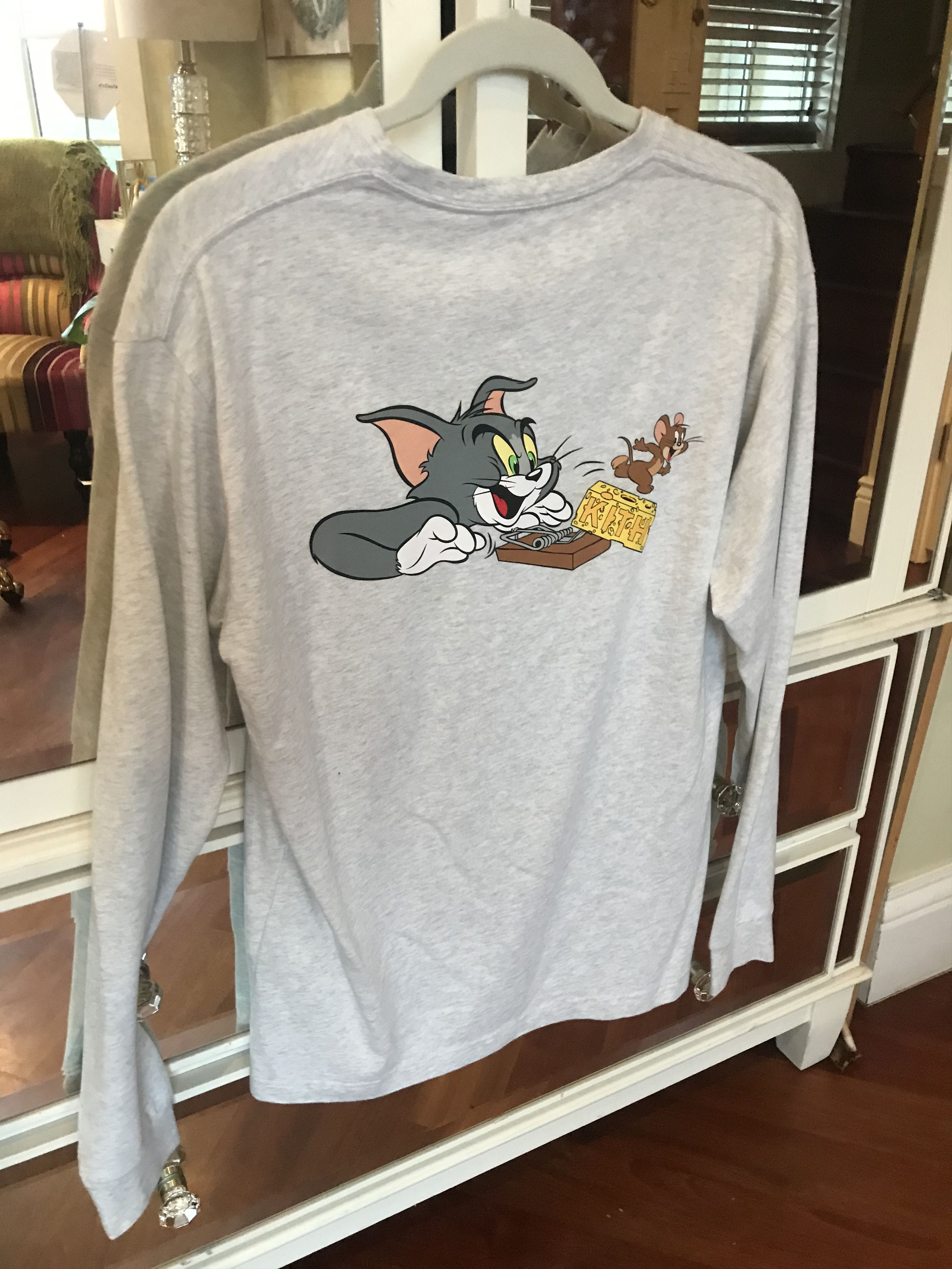 Kith Kith x Tom & Jerry “Cheese” L/S Tee Size US S / EU 44-46 / 1 - 2 Thumbnail
