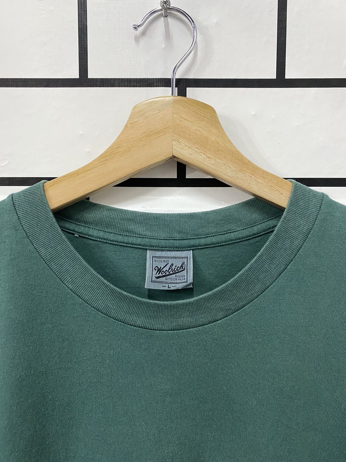 Vintage × Woolrich Woolen Mills Vintage 90’s Woolrich Pocket Tee Size US L / EU 52-54 / 3 - 10 Thumbnail