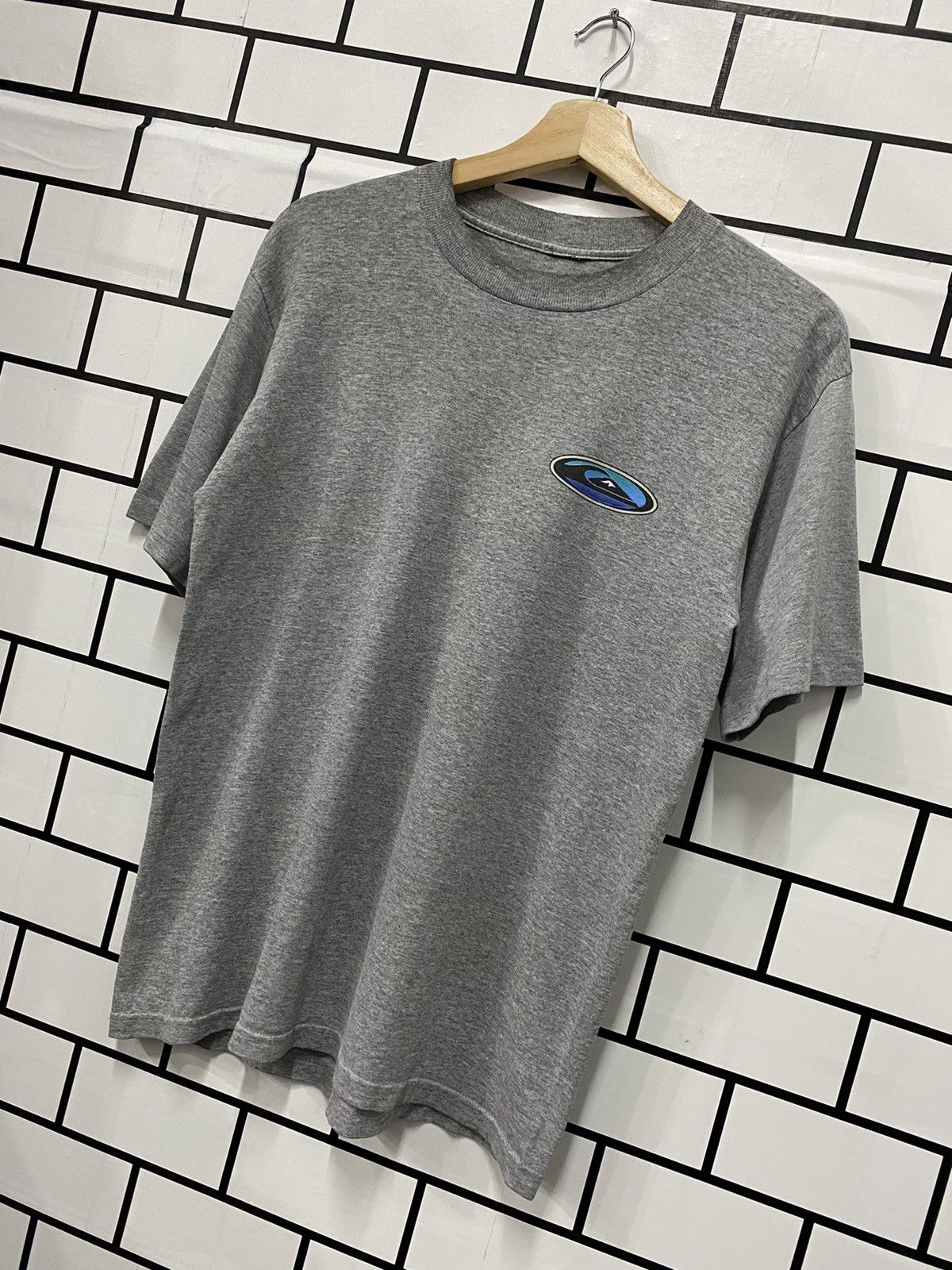 Quicksilver × Quiksilver × Vintage Vintage 90’s Quicksilver Back Hint Single Stitch Tshirt Size US M / EU 48-50 / 2 - 5 Thumbnail