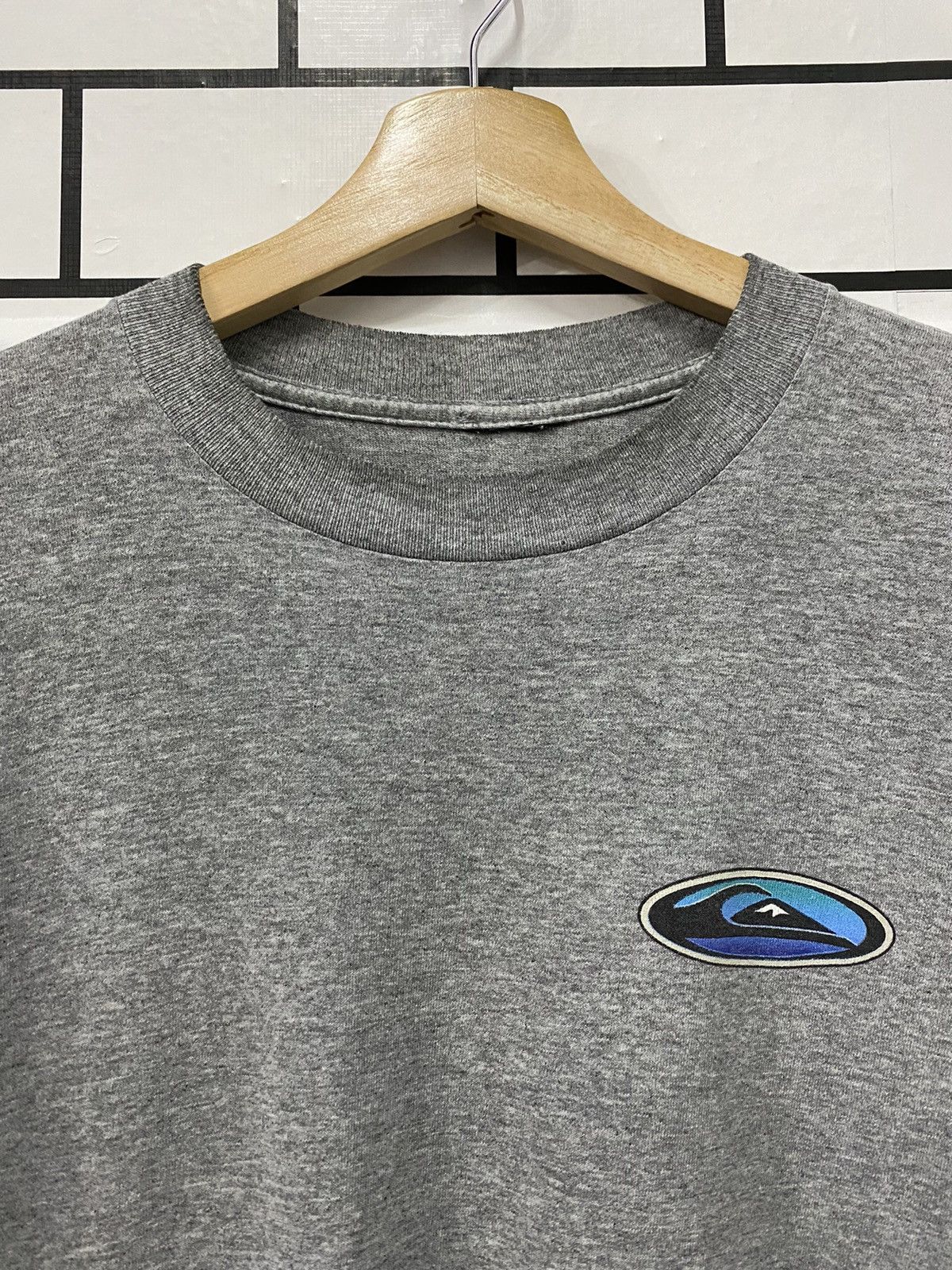 Quicksilver × Quiksilver × Vintage Vintage 90’s Quicksilver Back Hint Single Stitch Tshirt Size US M / EU 48-50 / 2 - 6 Thumbnail