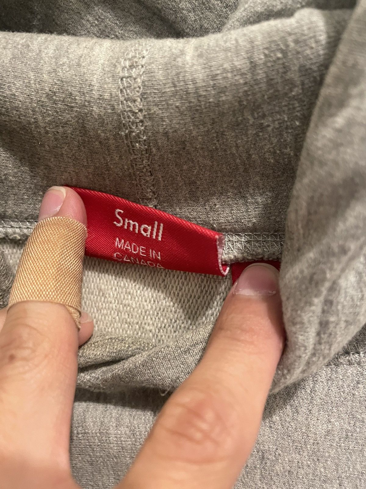 Supreme Supreme bling box logo 2013 size small grey Size US S / EU 44-46 / 1 - 3 Thumbnail