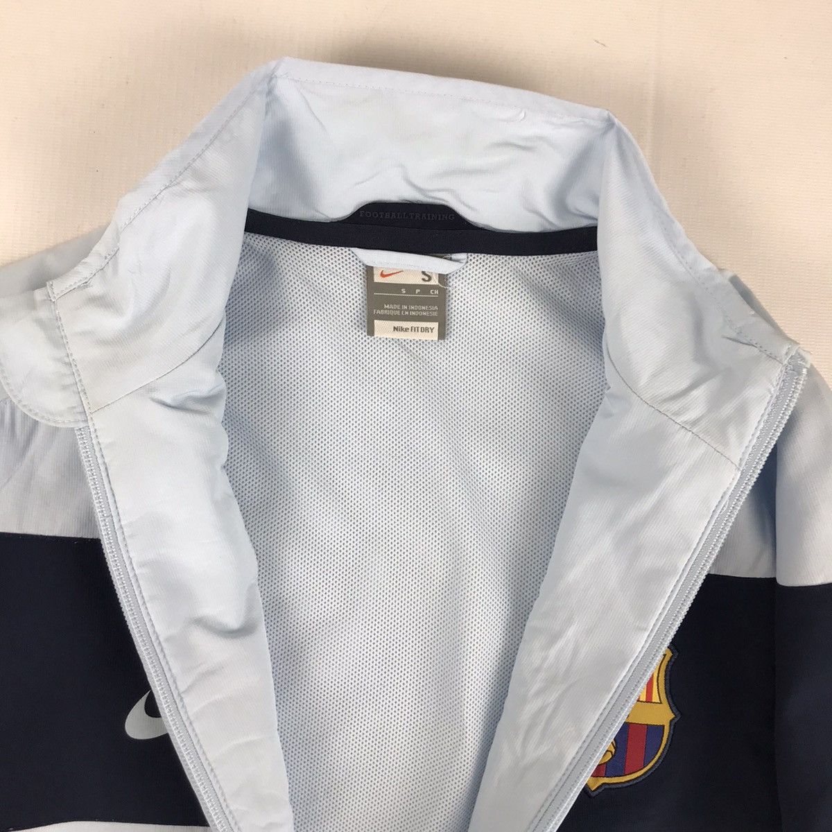 Nike × Vintage Vintage Nike Barcelona Football Club Light Jacket Size US S / EU 44-46 / 1 - 8 Thumbnail