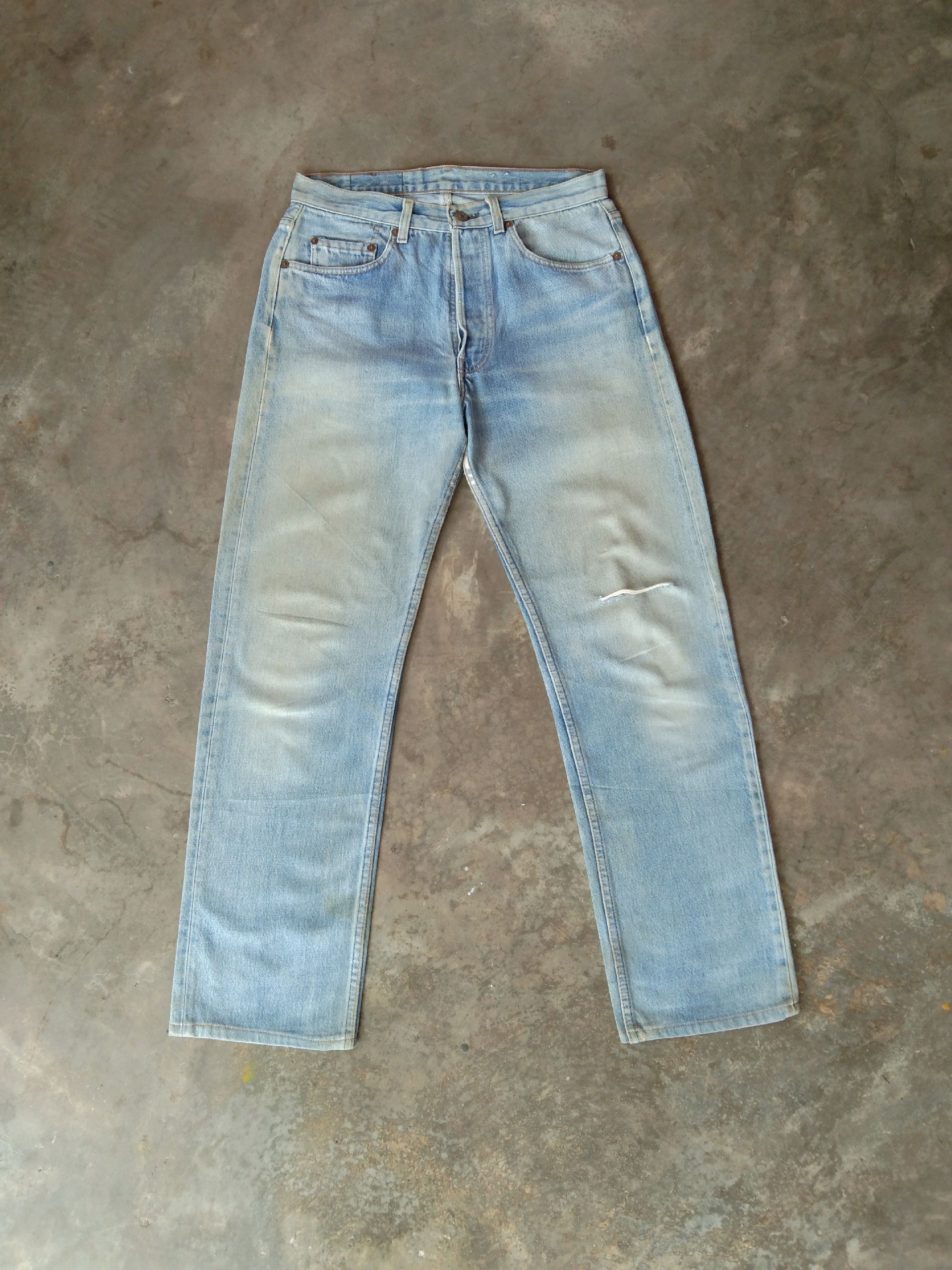 Levi's × Vintage 80s Vintage Levis 501 Distressed Jeans 31x30 Size US 31 - 1 Thumbnail