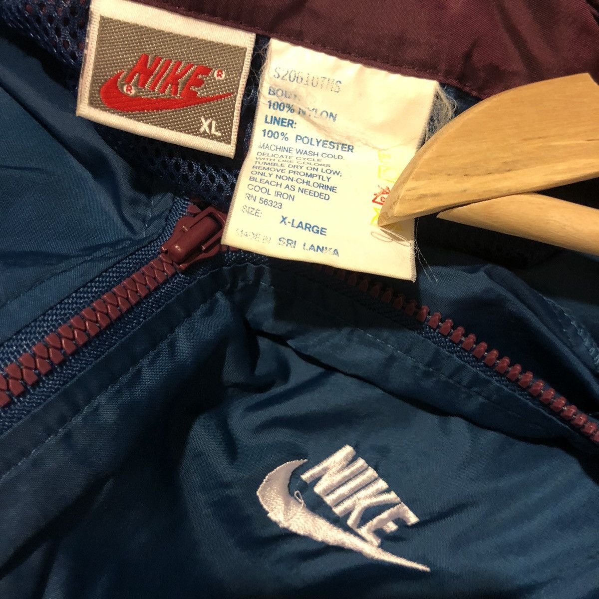Nike × Vintage Vintage 90’s Nike Windbreaker Jacket Size US XL / EU 56 / 4 - 2 Thumbnail