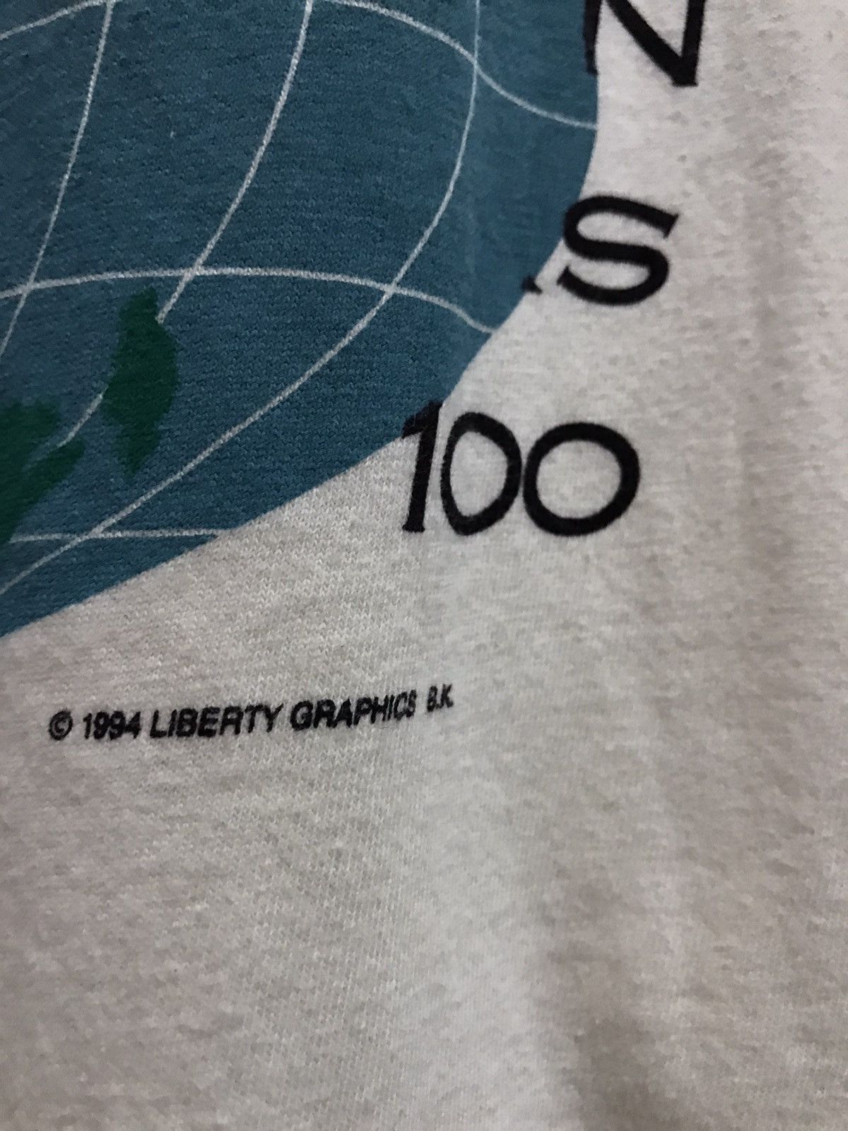 Arts & Science × Vintage Vintage 90’s Art Continental Drift Hypothesis Tshirt Size US M / EU 48-50 / 2 - 10 Thumbnail