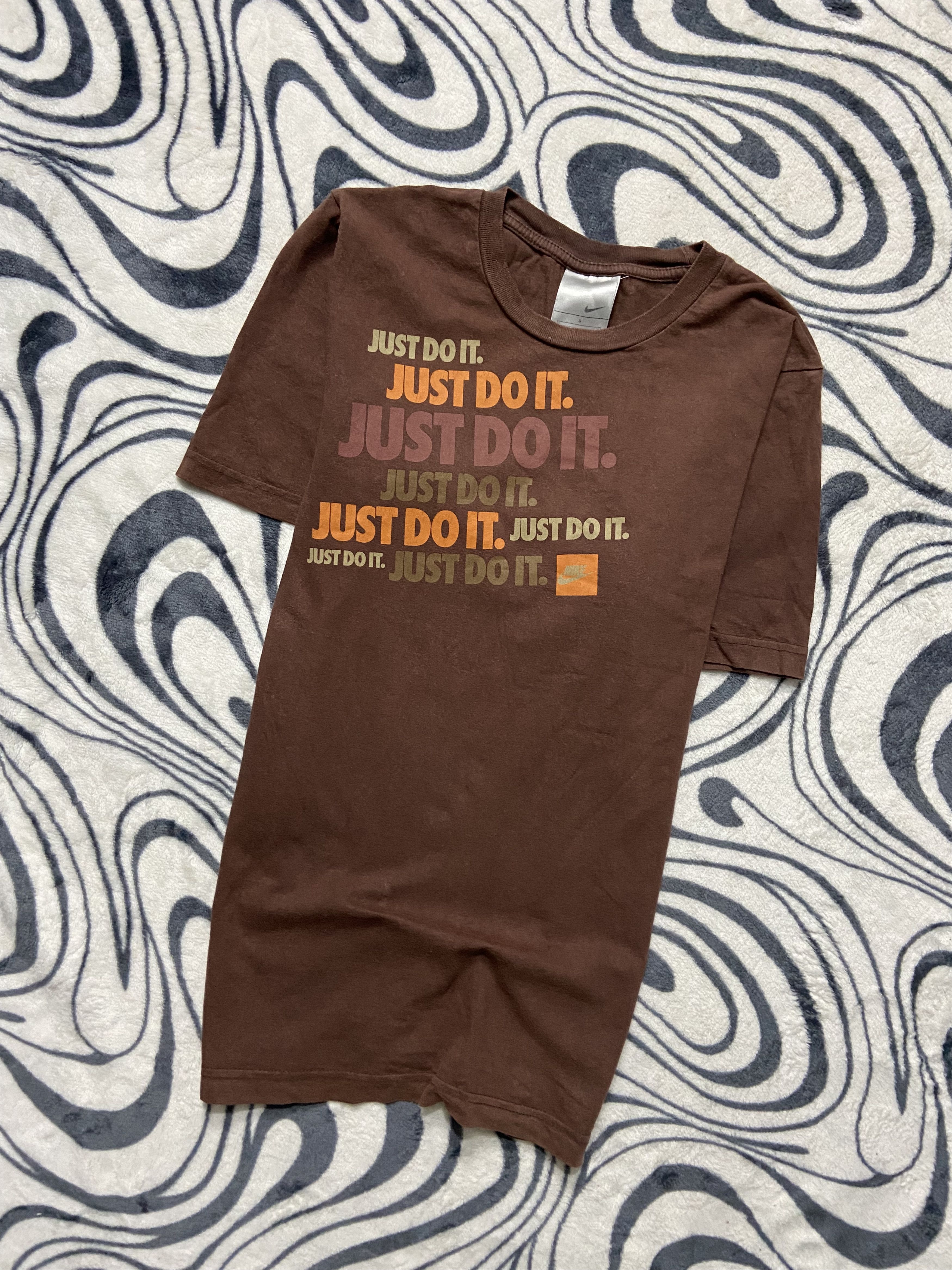 Nike Vintage Nike Mens T-Shirt Size US M / EU 48-50 / 2 - 1 Thumbnail