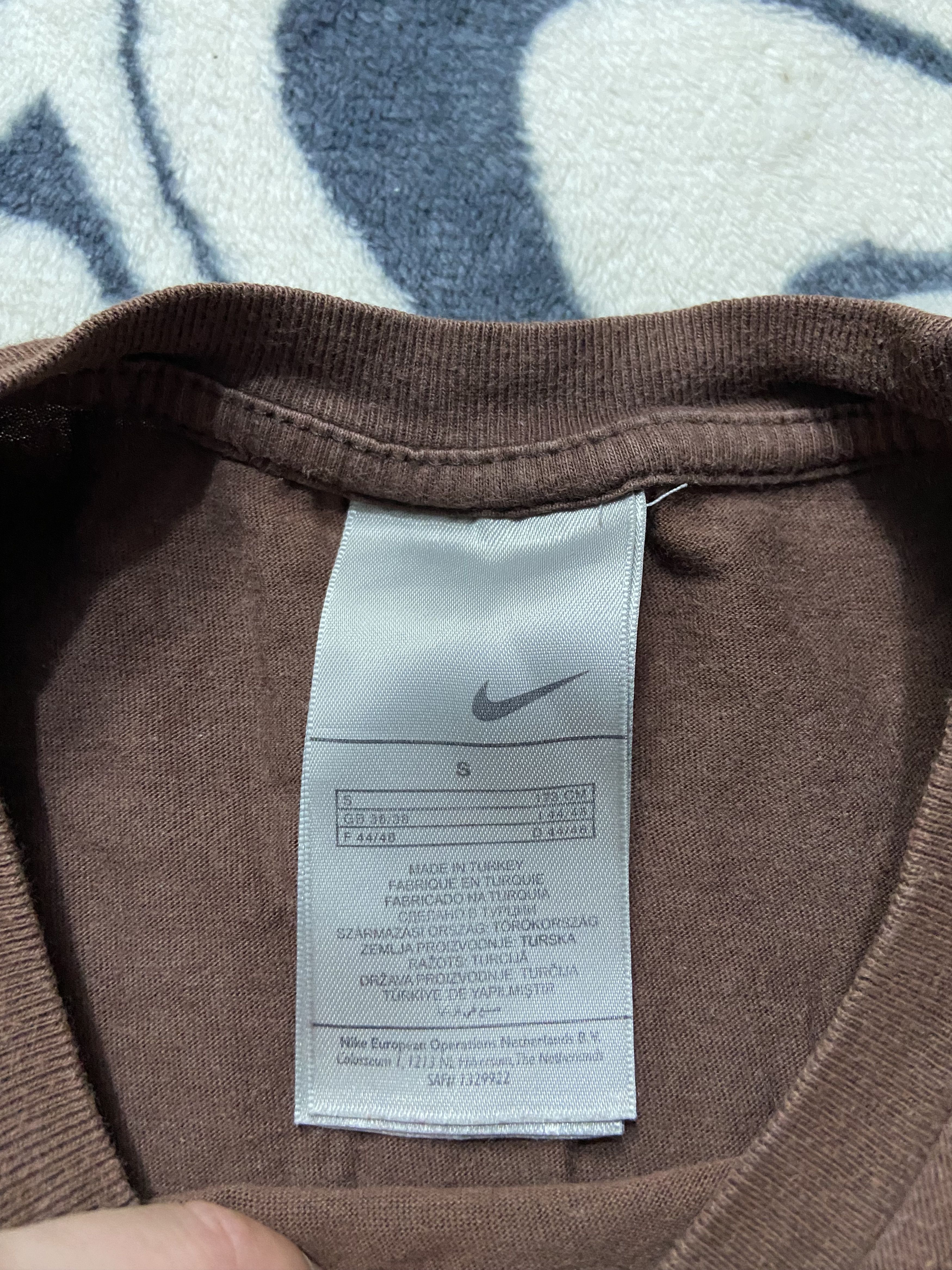 Nike Vintage Nike Mens T-Shirt Size US M / EU 48-50 / 2 - 4 Thumbnail