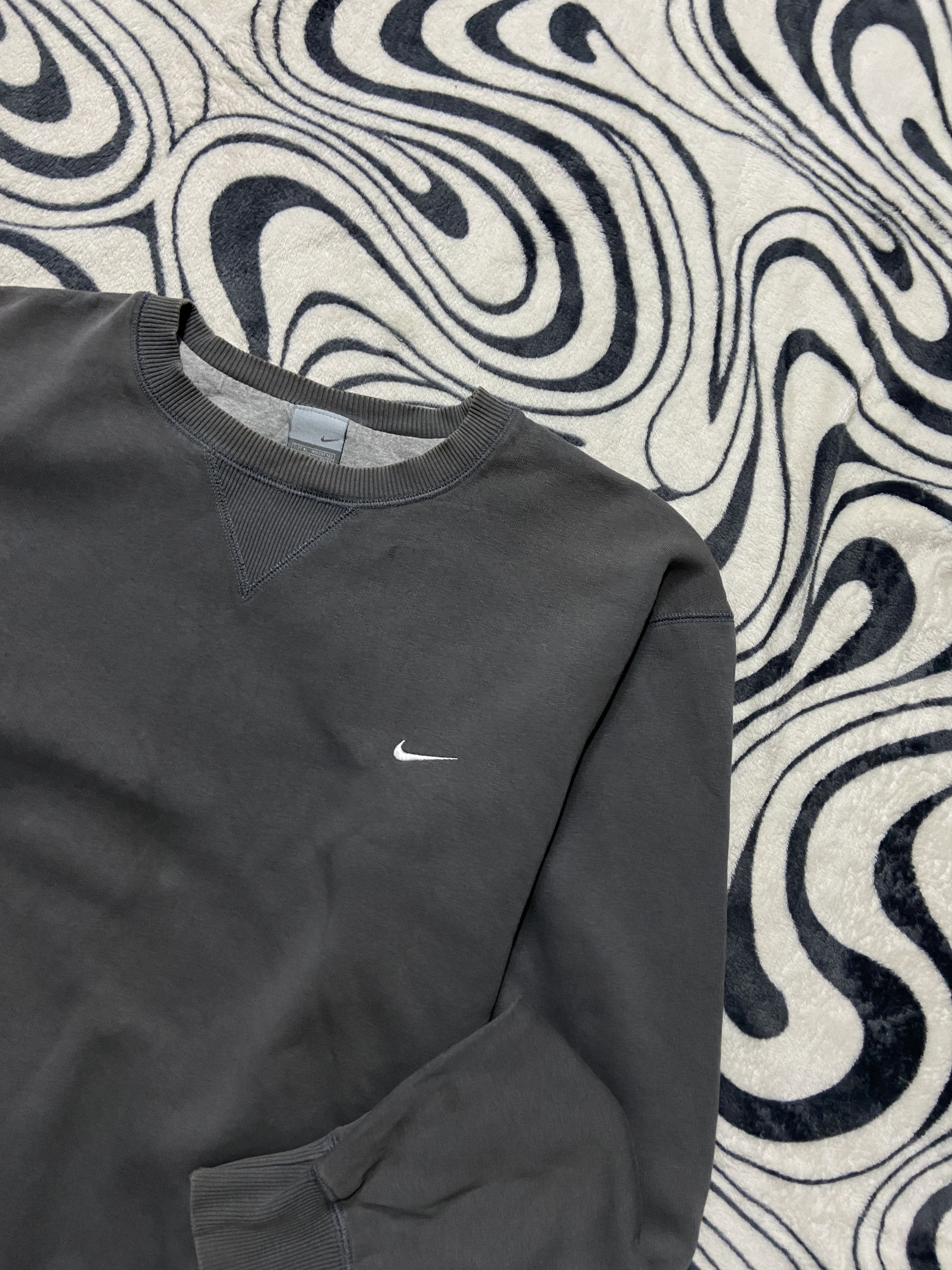 Nike Vintage Nike Mens Sweatshirt Swoosh Size US XL / EU 56 / 4 - 2 Thumbnail