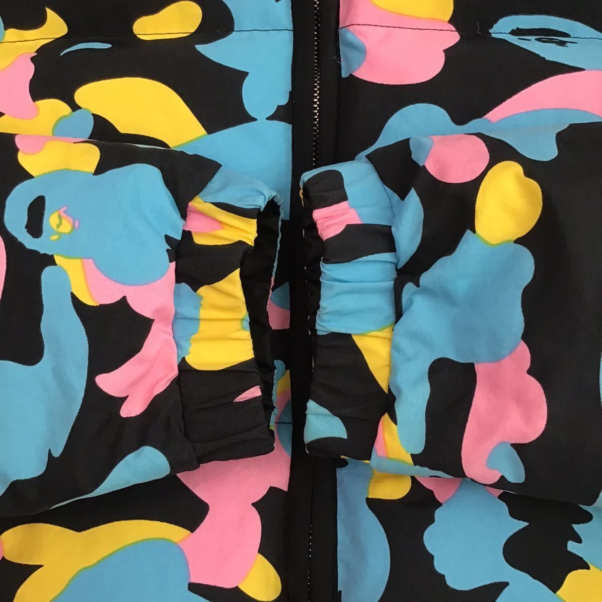 Bape 🔥Reversible cotton candy camo hoodie down jacket multi camo Size US S / EU 44-46 / 1 - 6 Thumbnail