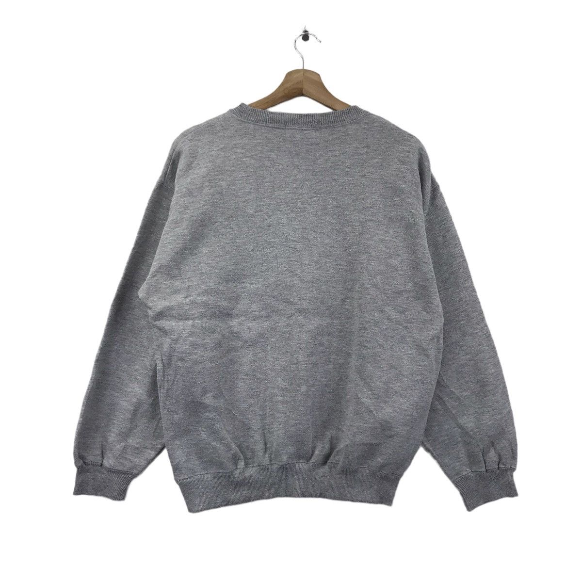 Vintage VALENTINO MAJESTA Embroidered Logo Grey Sweatshirt Size US L / EU 52-54 / 3 - 5 Thumbnail
