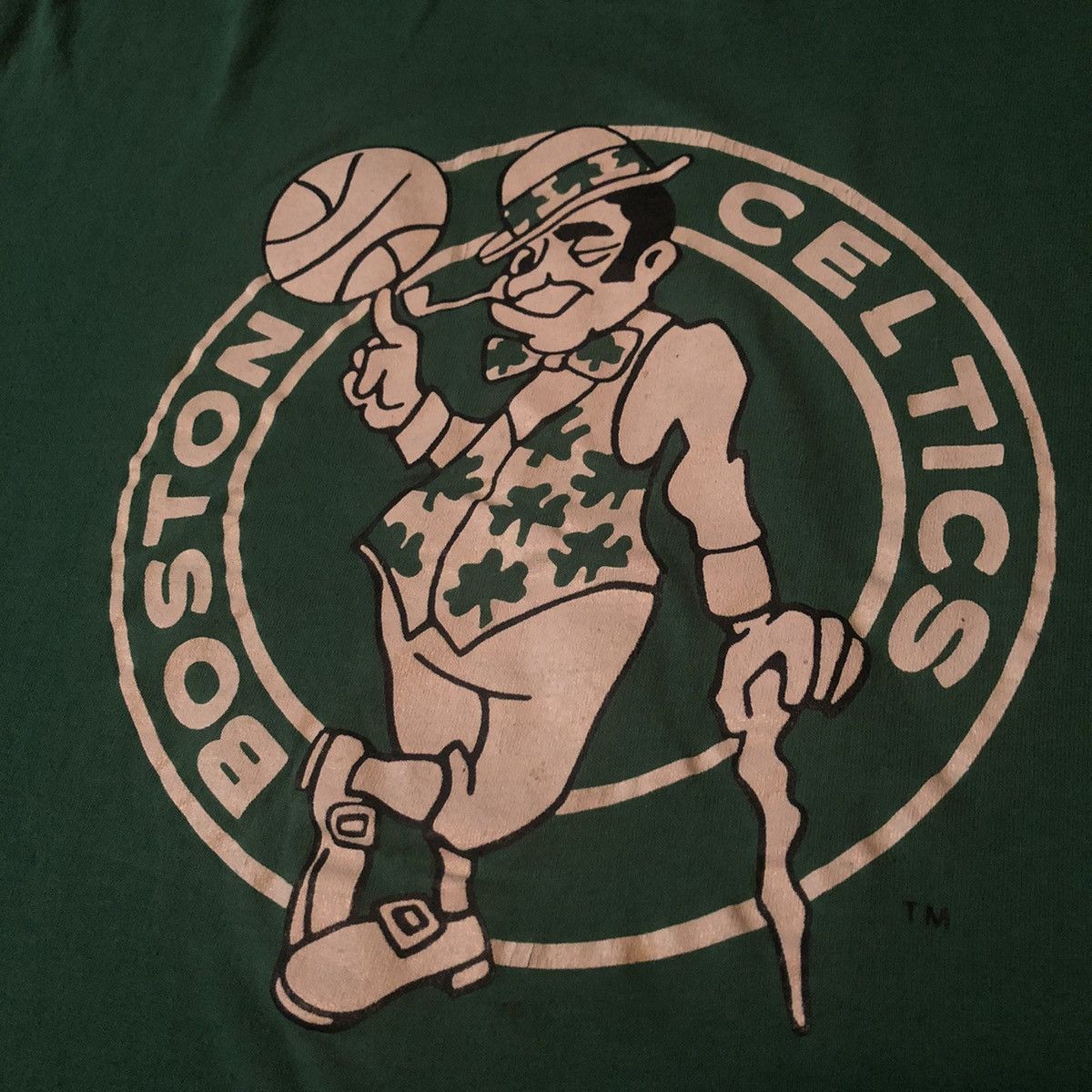 NBA Vintage 80s NBA Boston Celtics Lucky The Leprechaun Logo Tee Size US XL / EU 56 / 4 - 5 Thumbnail