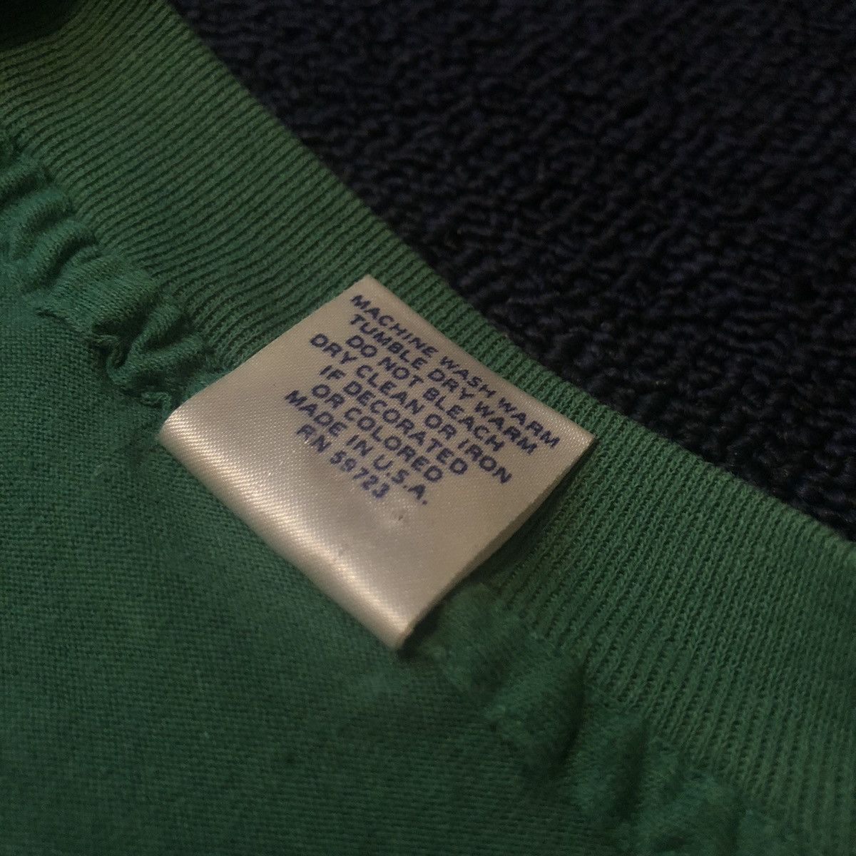 NBA Vintage 80s NBA Boston Celtics Lucky The Leprechaun Logo Tee Size US XL / EU 56 / 4 - 7 Thumbnail