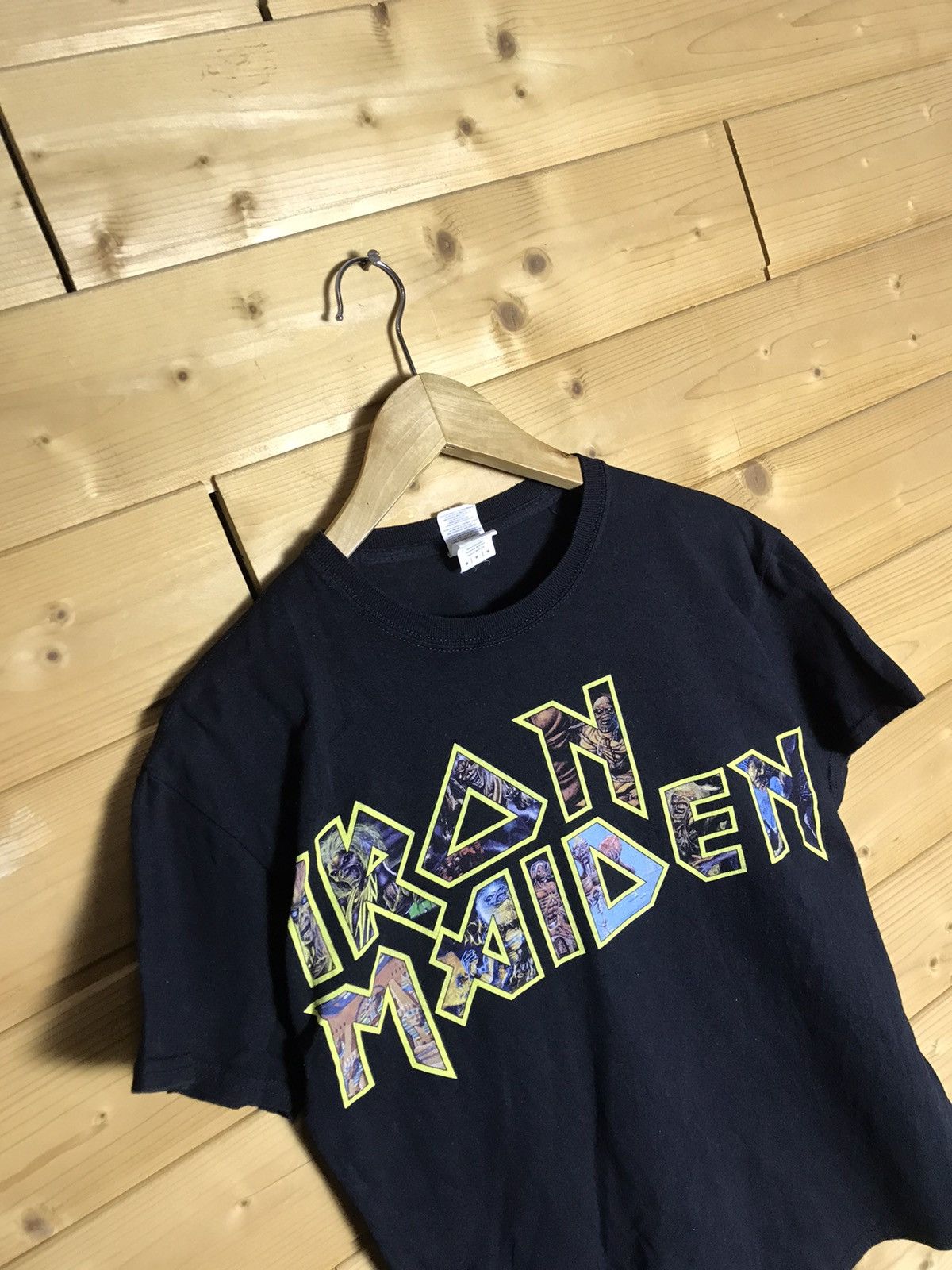 Vintage Iron Maiden band t-shirt Size US M / EU 48-50 / 2 - 2 Thumbnail