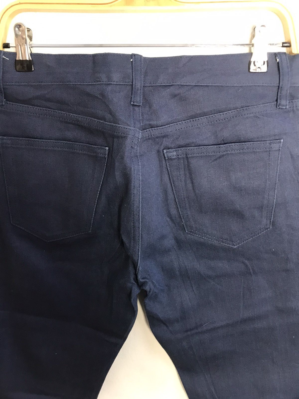Japanese Brand × Jean Uniqlo Unisex Denim Jeans Pants Straight Cut Fits Size 30 Size US 30 / EU 46 - 4 Thumbnail