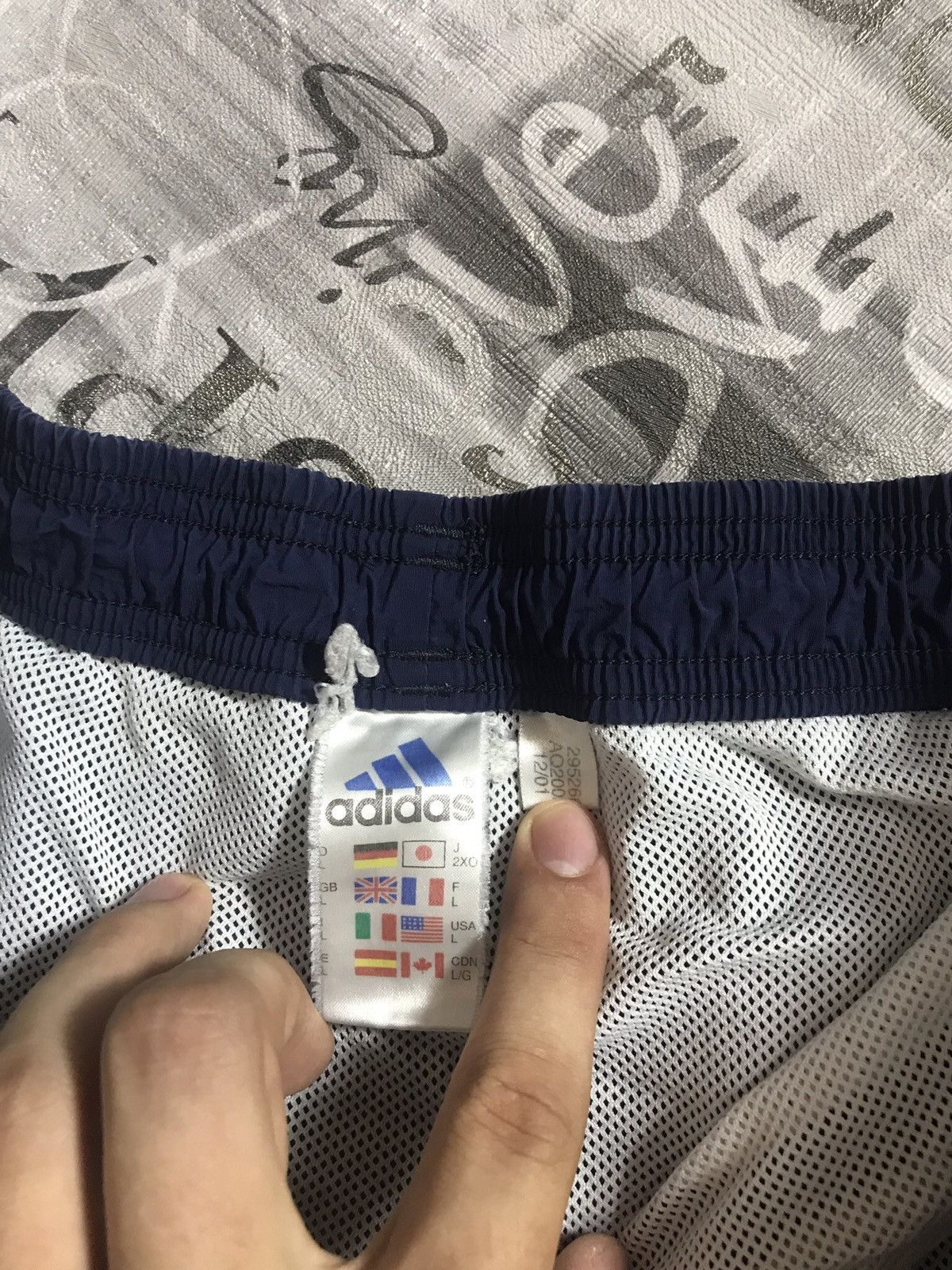 Vintage 2001 Vintage Adidas shorts Size US 34 / EU 50 - 7 Thumbnail