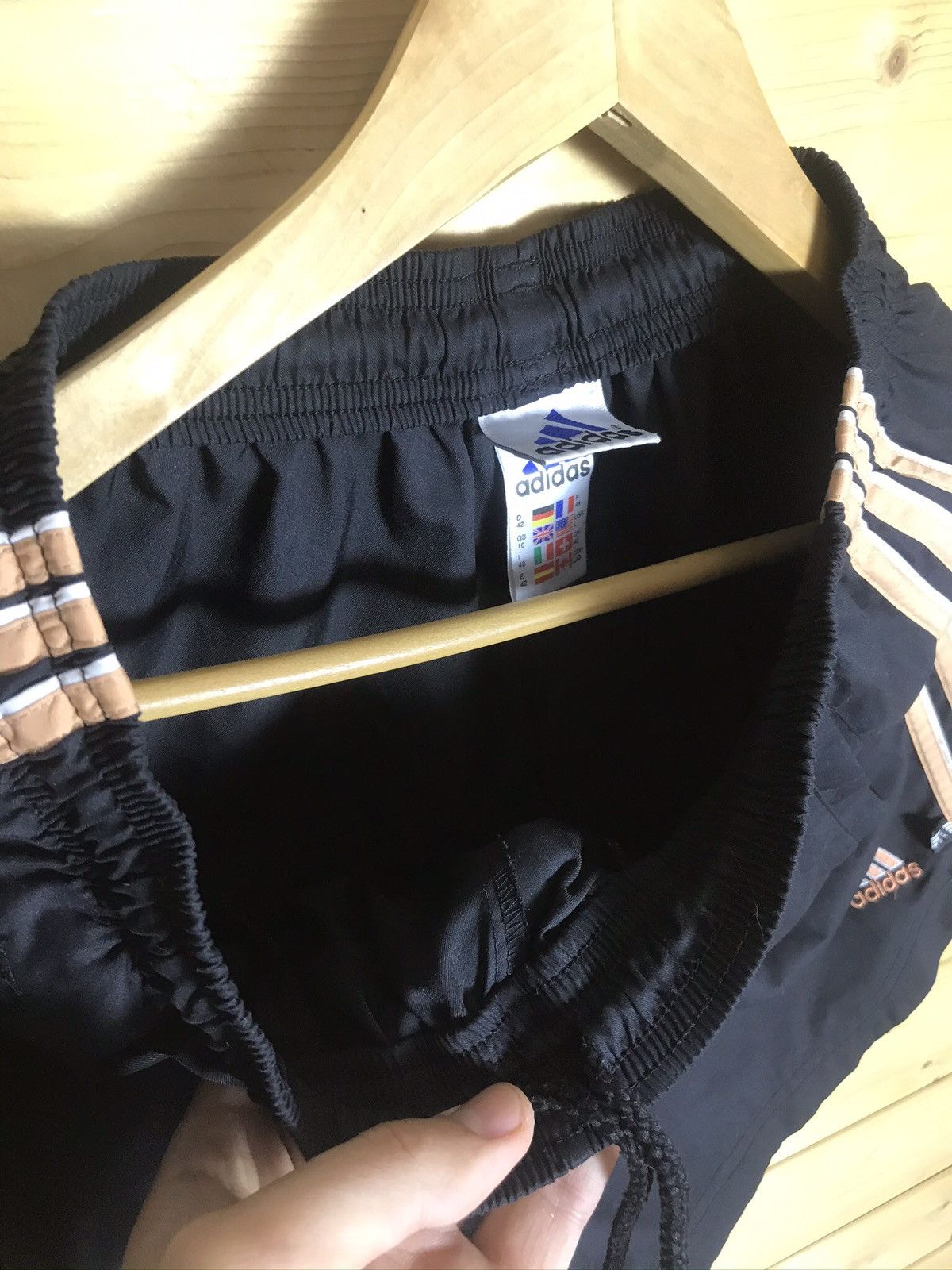 Vintage Vintage Adidas shorts Size US 34 / EU 50 - 4 Thumbnail