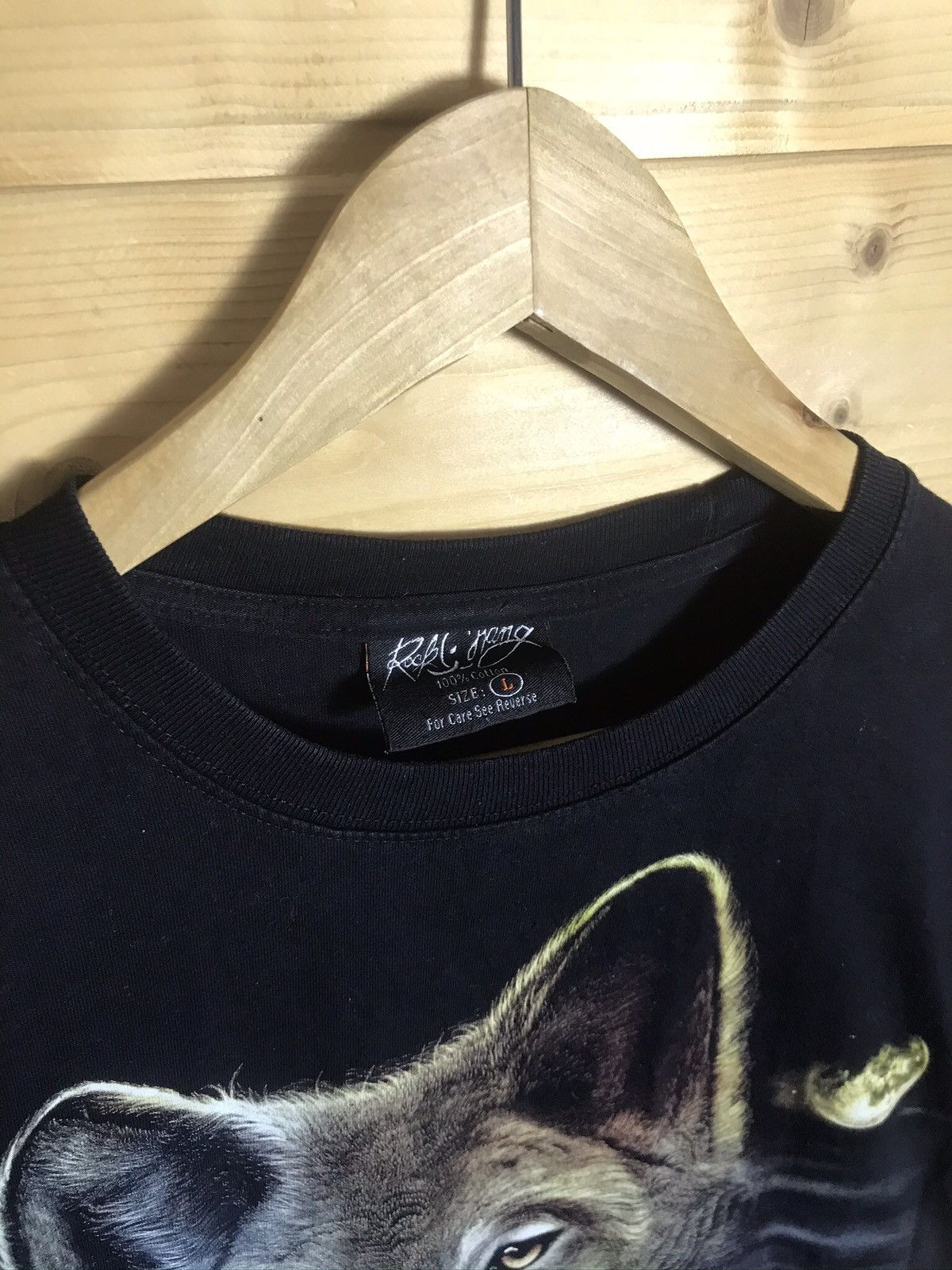 Vintage Vintage Wild wolf t-shirt Size US L / EU 52-54 / 3 - 8 Thumbnail