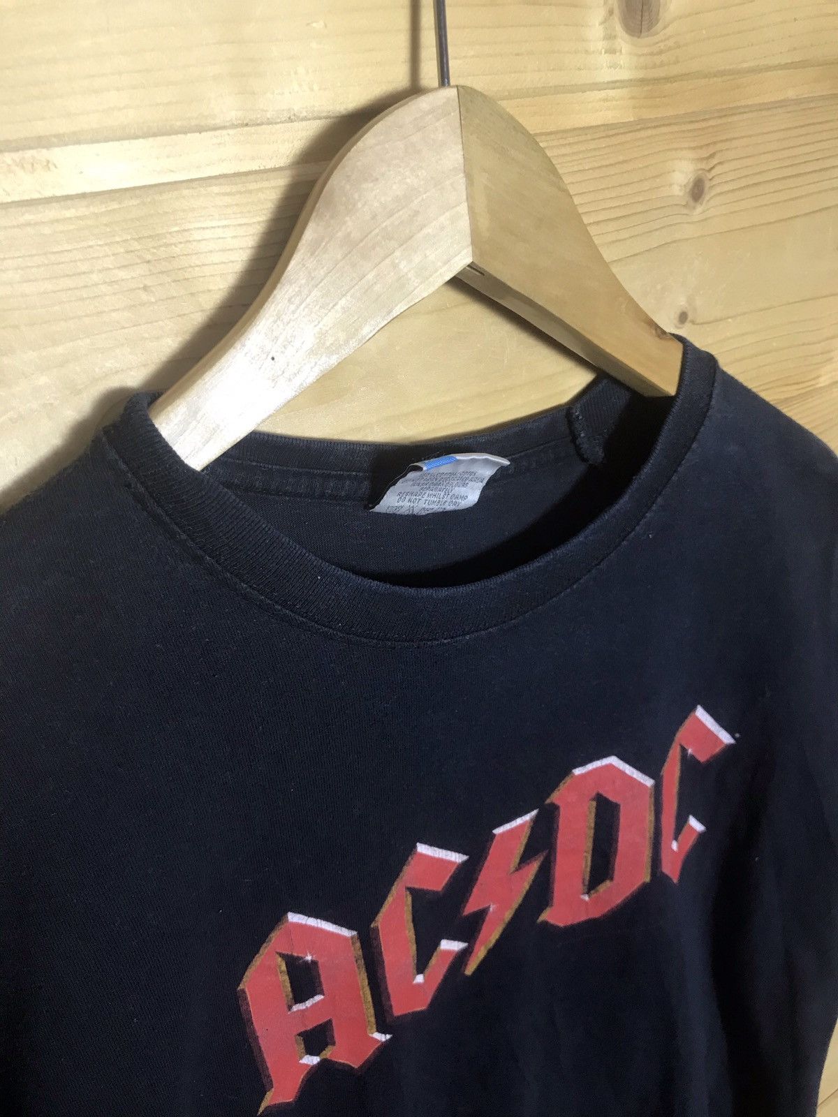Vintage 2003 Vintage AC/DC band t-shirt Size US XL / EU 56 / 4 - 7 Thumbnail