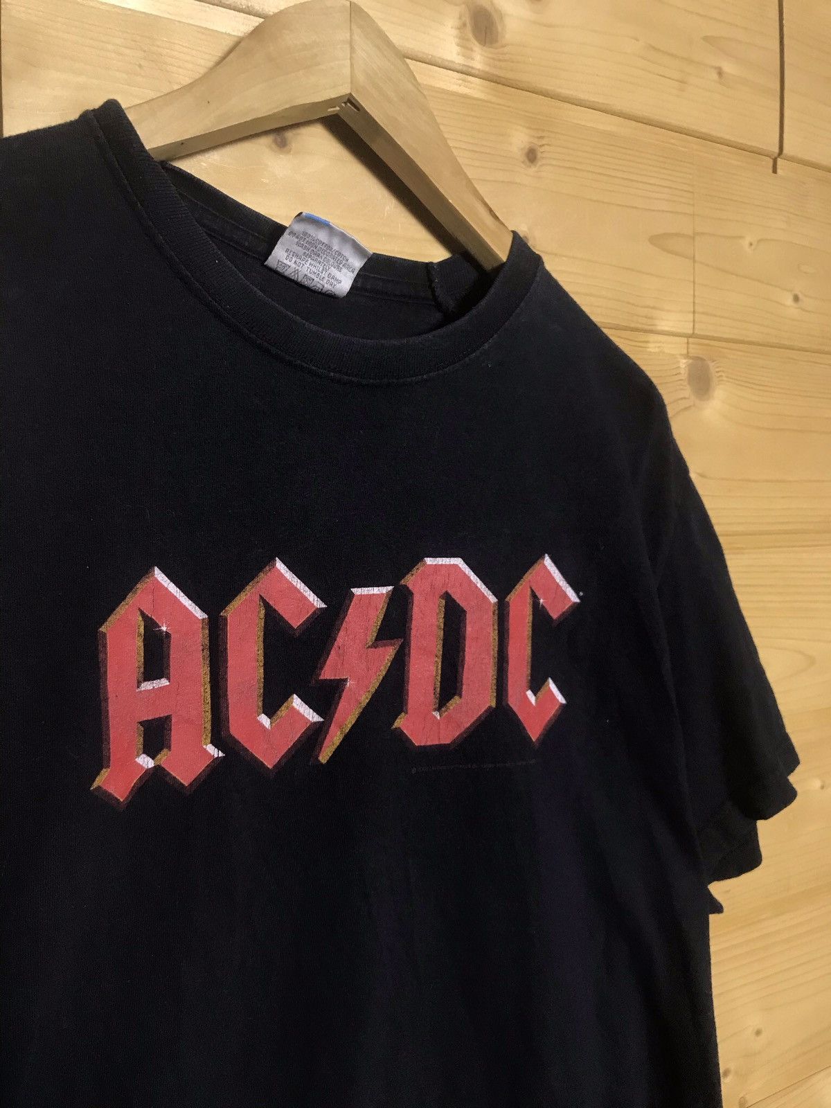 Vintage 2003 Vintage AC/DC band t-shirt Size US XL / EU 56 / 4 - 1 Thumbnail