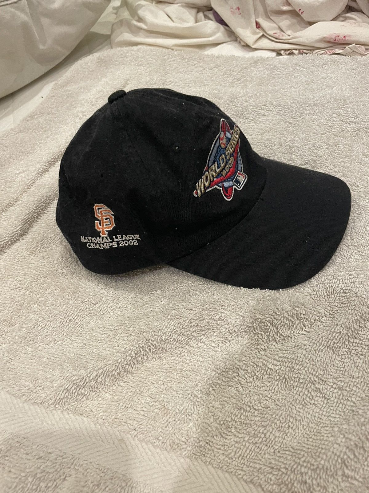 MLB × Vintage 2002 San Francisco Giants World Series Adjustable Size Hat Size ONE SIZE - 2 Thumbnail