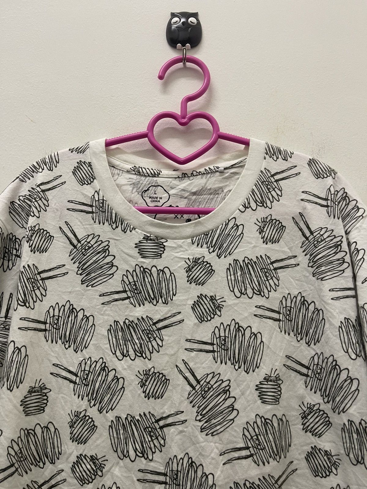 Kaws × Peanuts × Uniqlo Rare KAWS X PEANUTS X UNIQLO Full All Over Print Tee Size US L / EU 52-54 / 3 - 2 Thumbnail