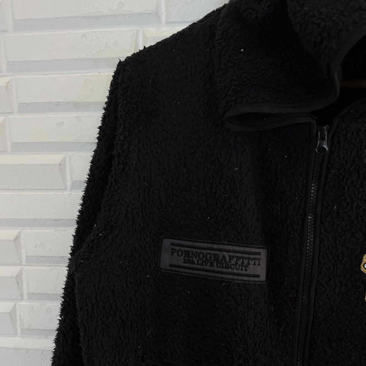 Japanese Brand RARE FLEECE HOODIE JACKET PORNO GRAFFITTI BIG LOGO Size US M / EU 48-50 / 2 - 5 Thumbnail