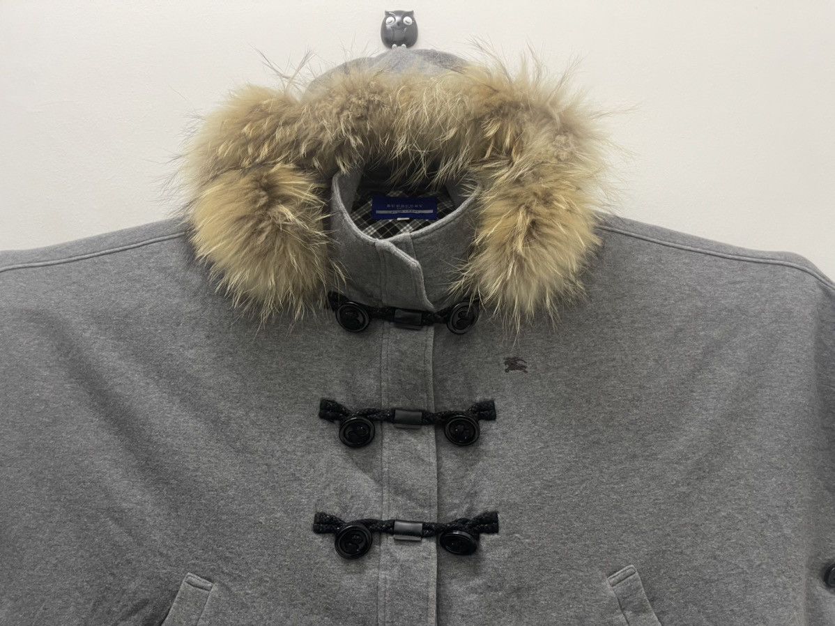Burberry Rare Vintage BURBERRY London Blue Label Fur Hooded Ponchos Size US M / EU 48-50 / 2 - 3 Thumbnail