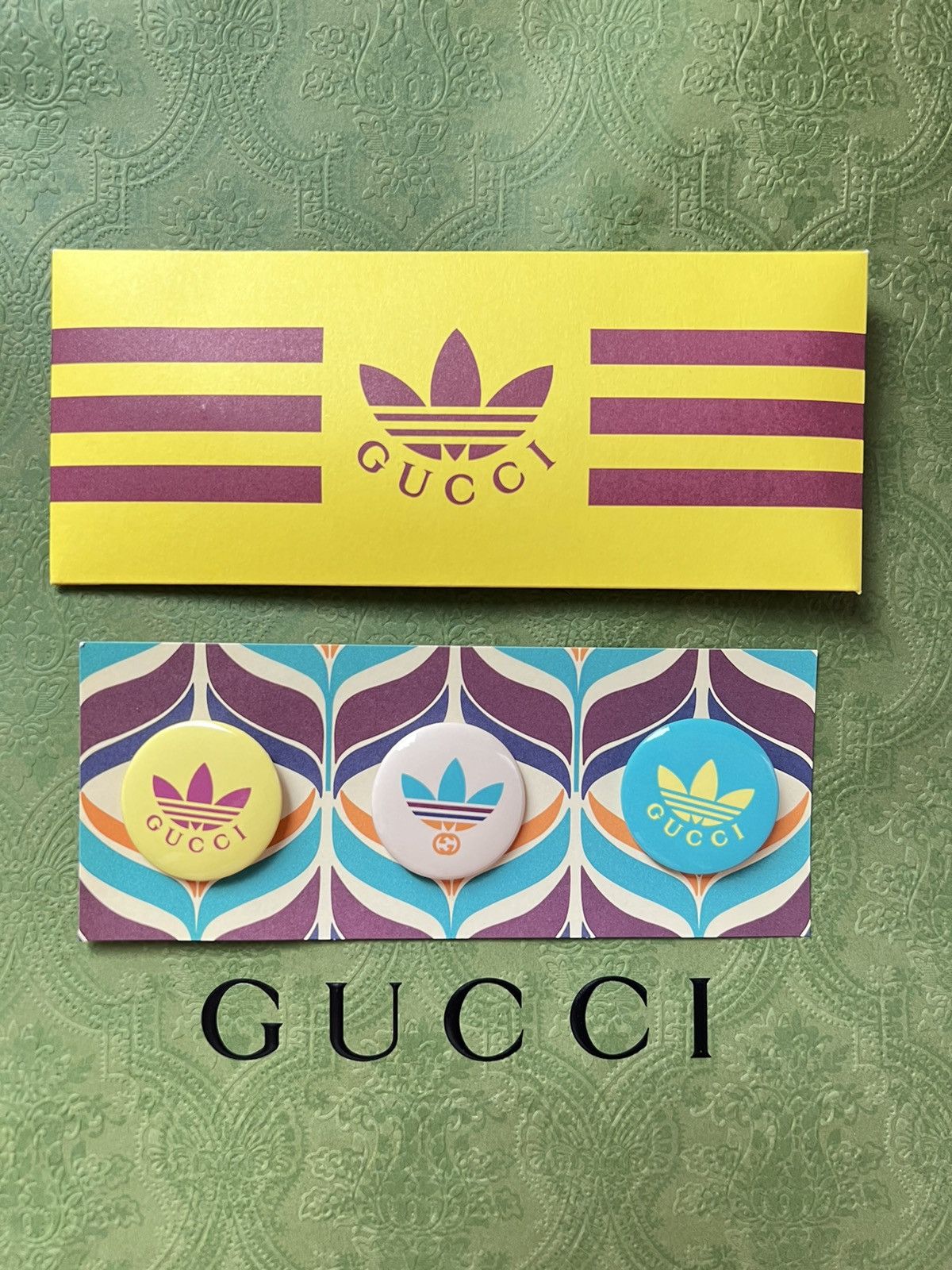 Adidas × Gucci Gucci x Adidas Collaboration VIP Pin Set Brooch Badges Size ONE SIZE - 2 Thumbnail