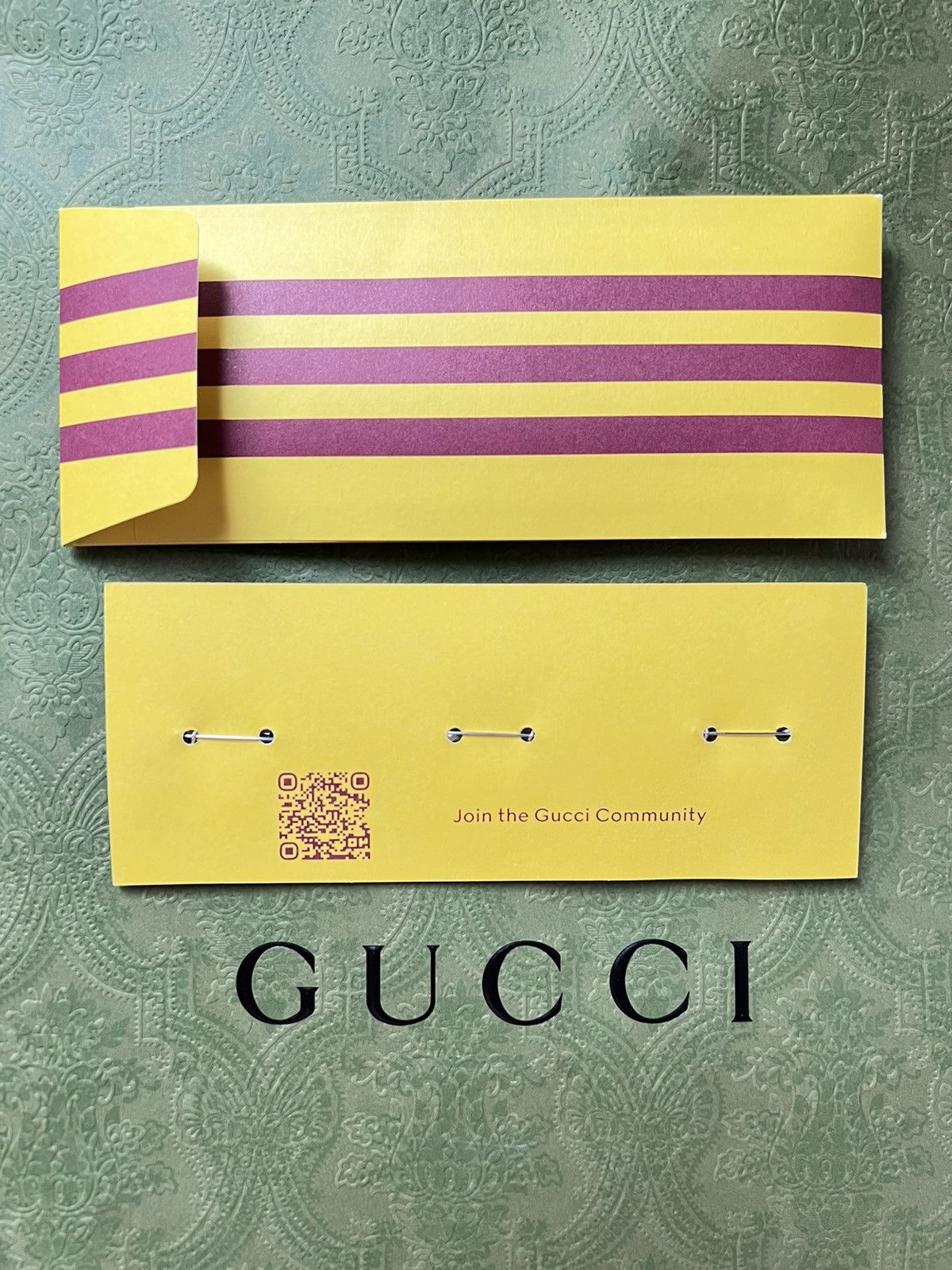 Adidas × Gucci Gucci x Adidas Collaboration VIP Pin Set Brooch Badges Size ONE SIZE - 3 Thumbnail