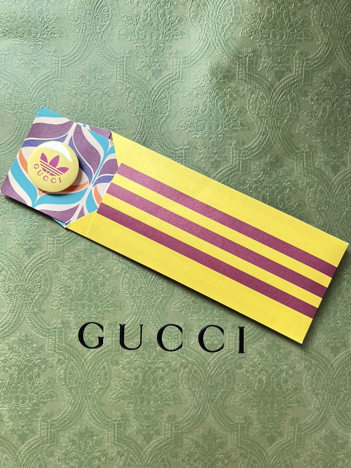 Adidas × Gucci Gucci x Adidas Collaboration VIP Pin Set Brooch Badges Size ONE SIZE - 4 Thumbnail