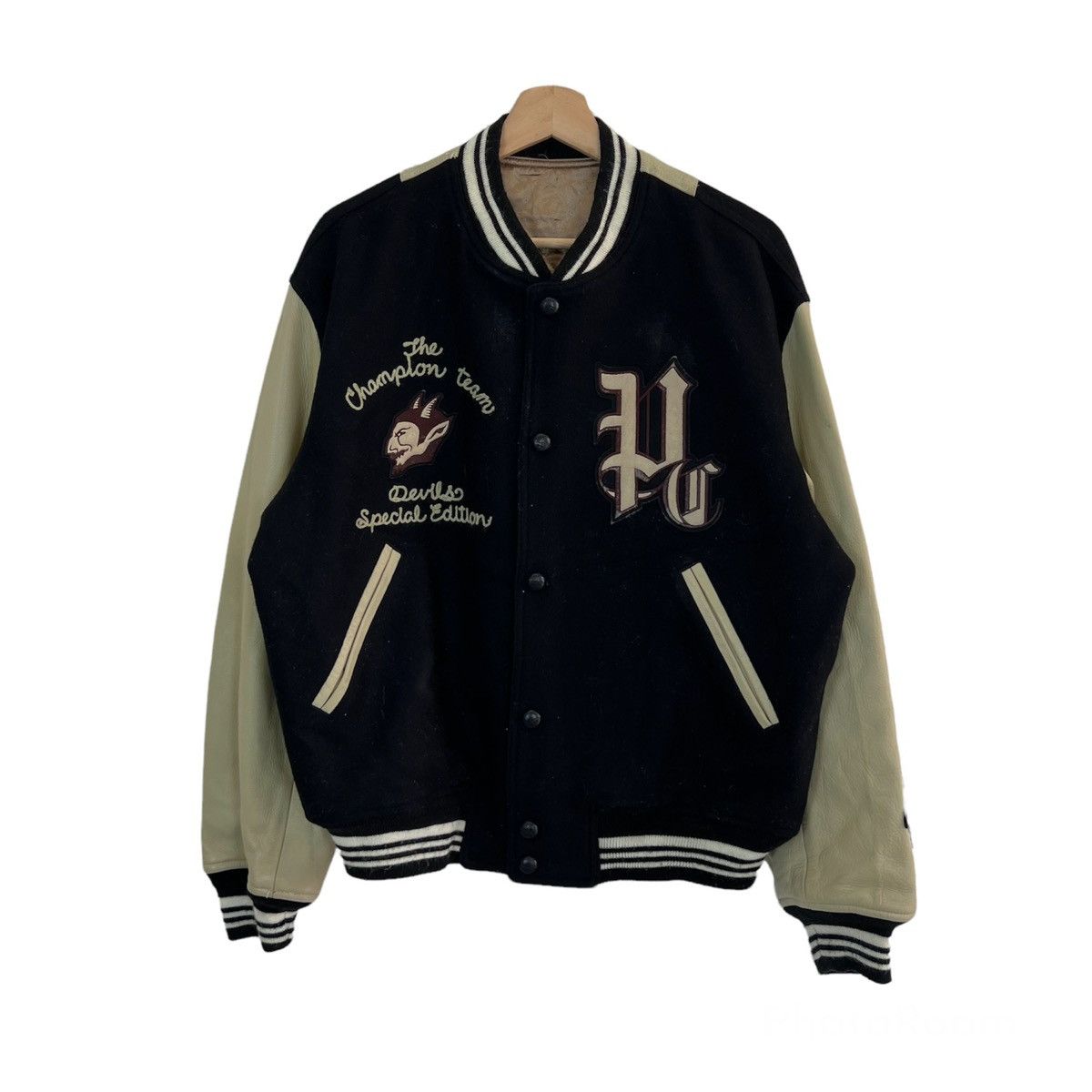 Japanese Brand VINTAGE VARSITY JACKET PAZZO COMPANY DEVILS LEATHER Size US M / EU 48-50 / 2 - 1 Thumbnail