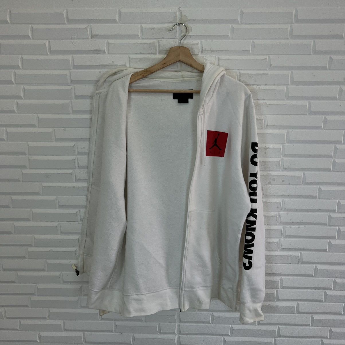 Jordan Brand RARE BIG LOGO AIR JORDAN HOODIE ZIPPER JACKET Size US XL / EU 56 / 4 - 9 Thumbnail